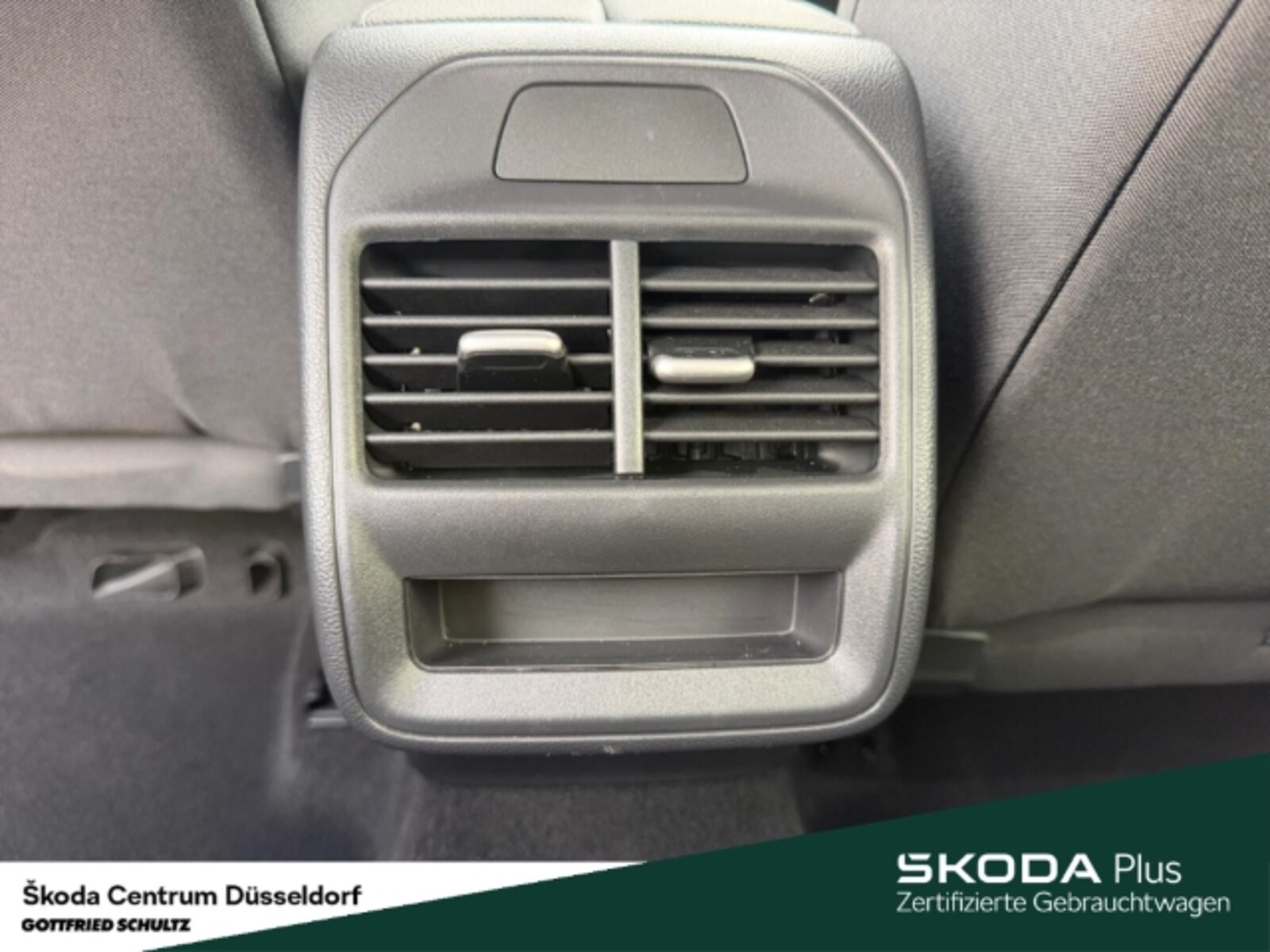 Škoda Superb Combi – Bild 23