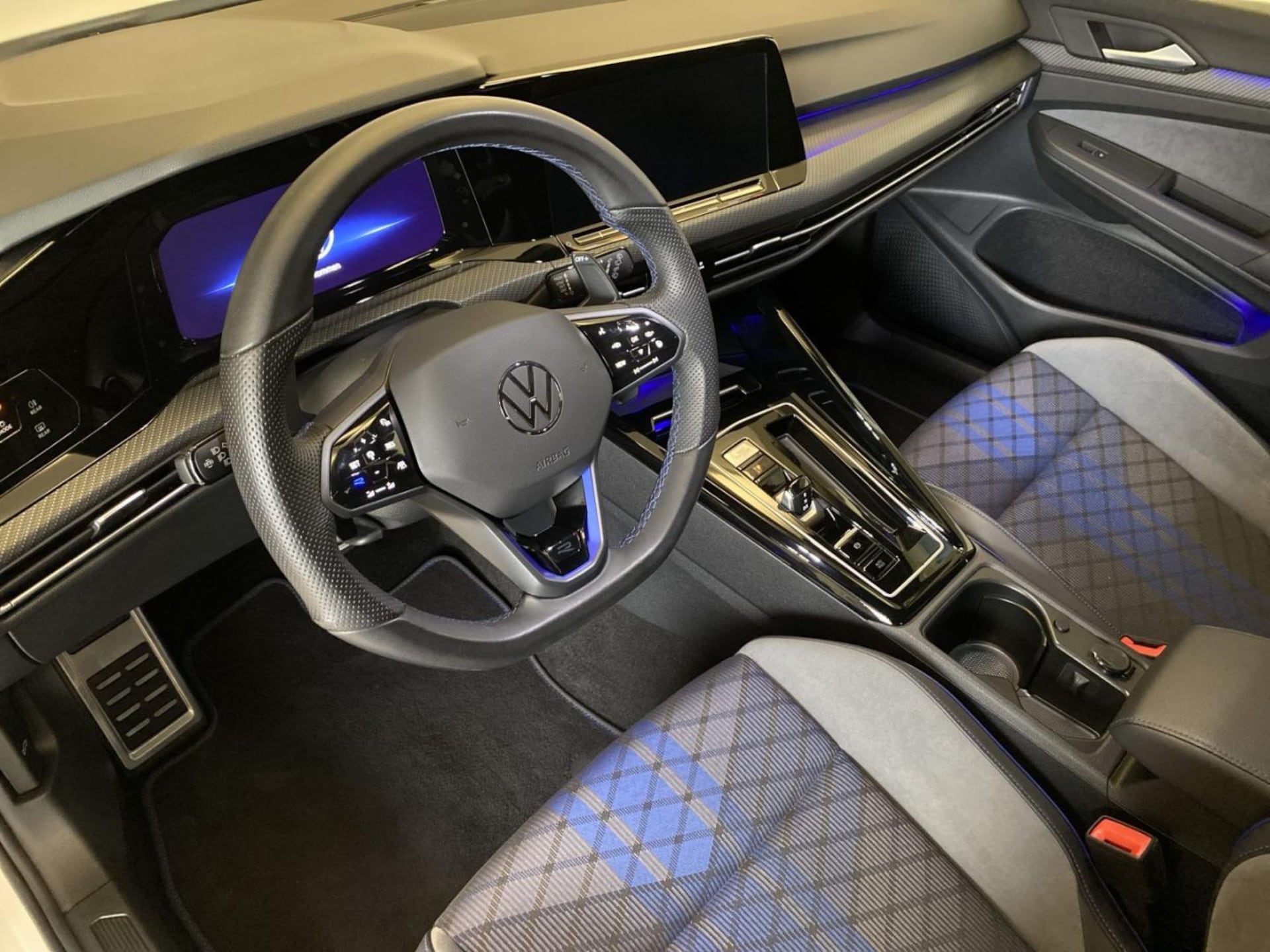 Volkswagen Golf R