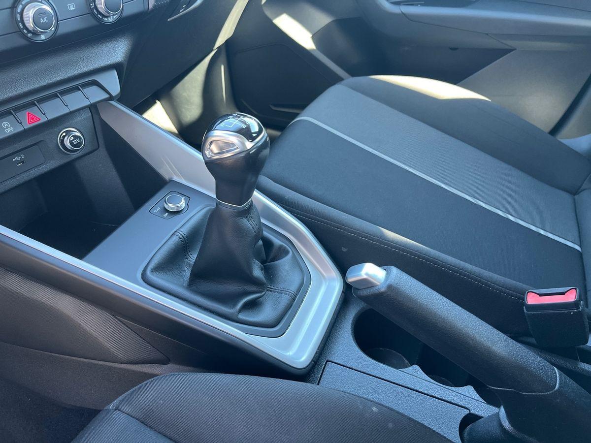 Image about Audi A1 Sportback Design 25 TFSI 70 kW (95 ch) 5 vitesses