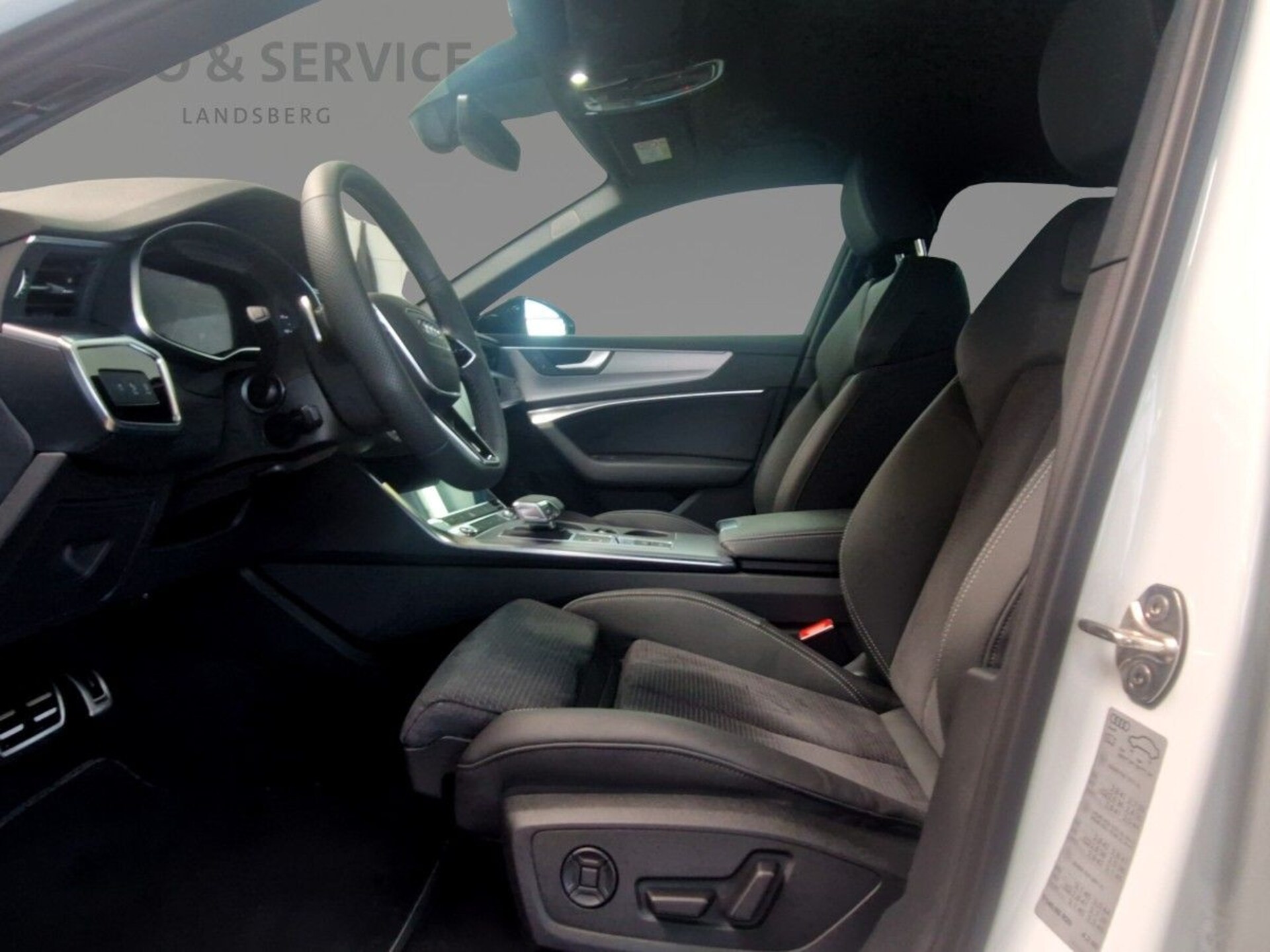 Audi S6 Avant
