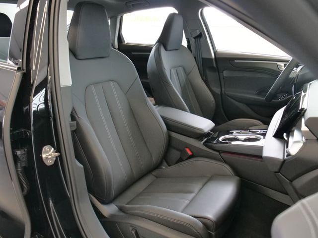 2026 Audi A6 Premium Plus - Photo 17