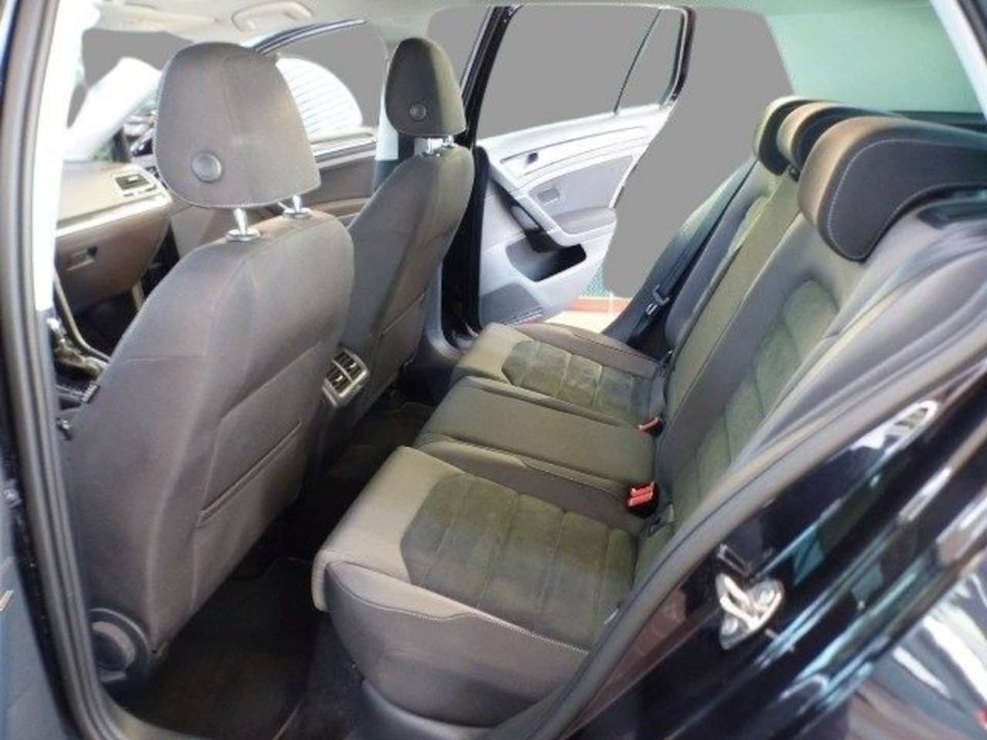 Volkswagen Golf Highline