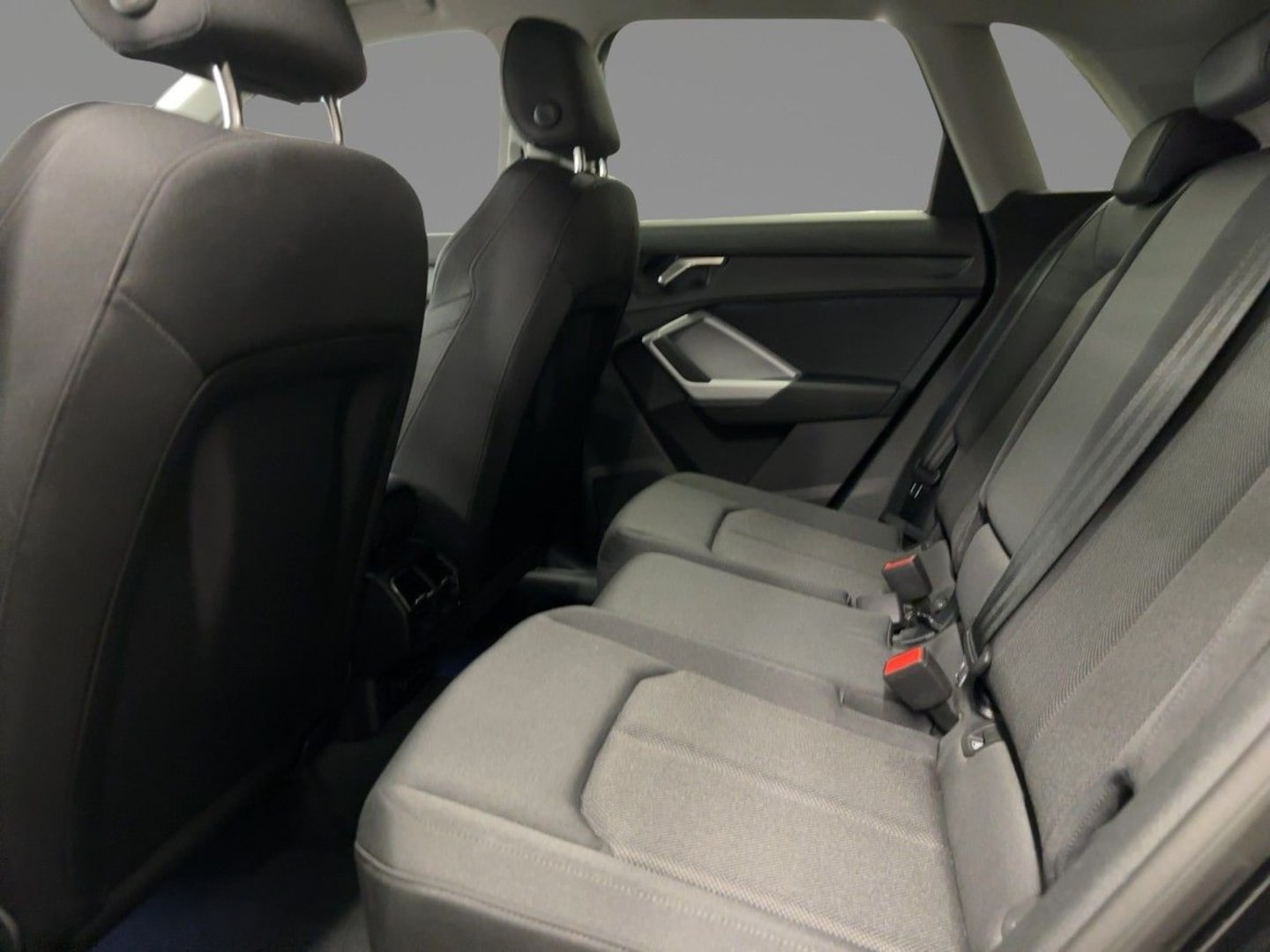 Bild über Audi Q3 TFSI quattro 140 kW S tronic - für weitere Informationen kontaktieren Sie den Audi Partner