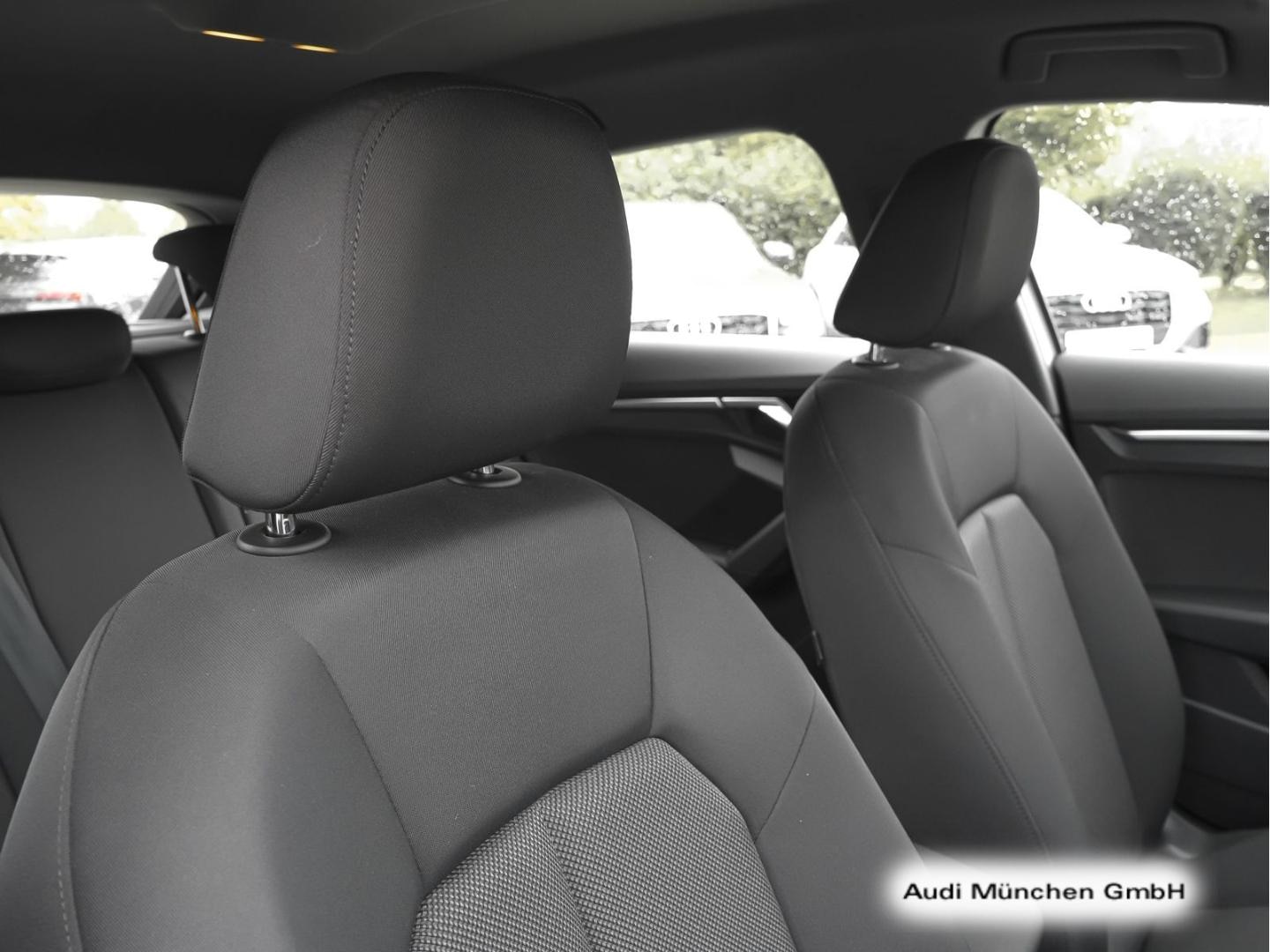Bild über Audi A3 Sportback advanced 30 TFSI Schaltgetriebe - für weitere Informationen kontaktieren Sie den Audi Partner