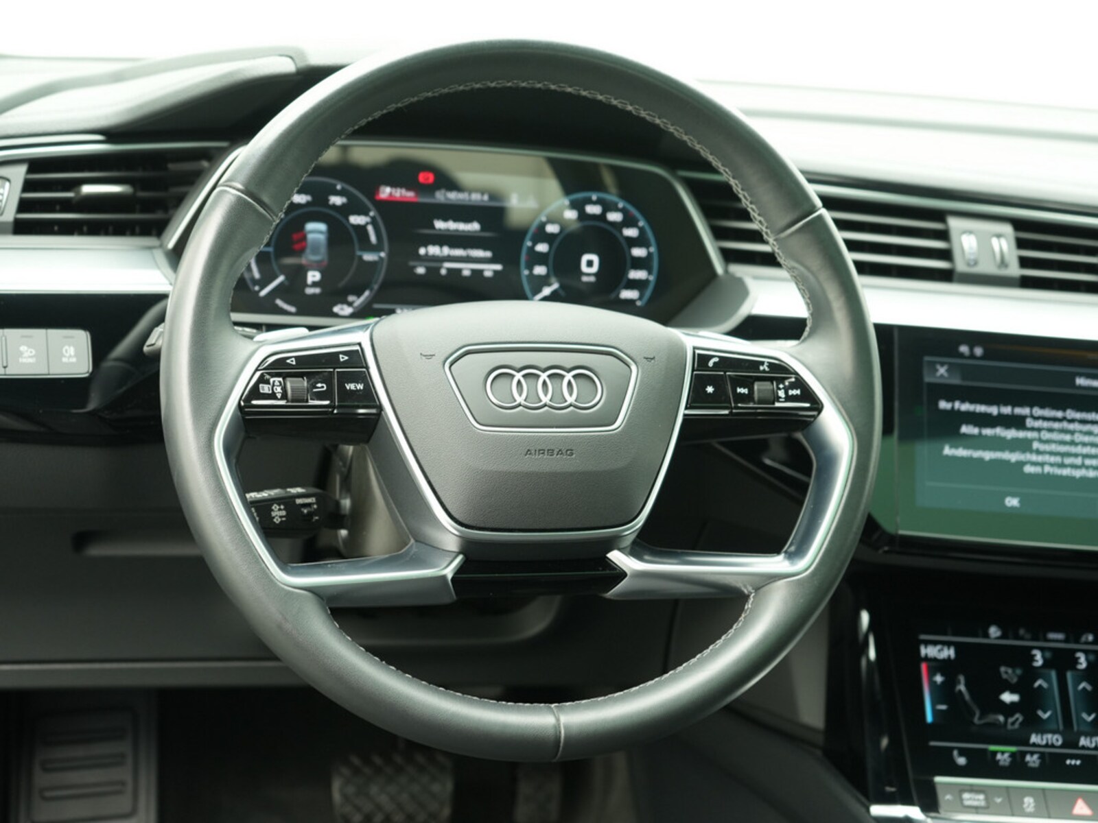 Audi Q8 e-tron – Bild 13