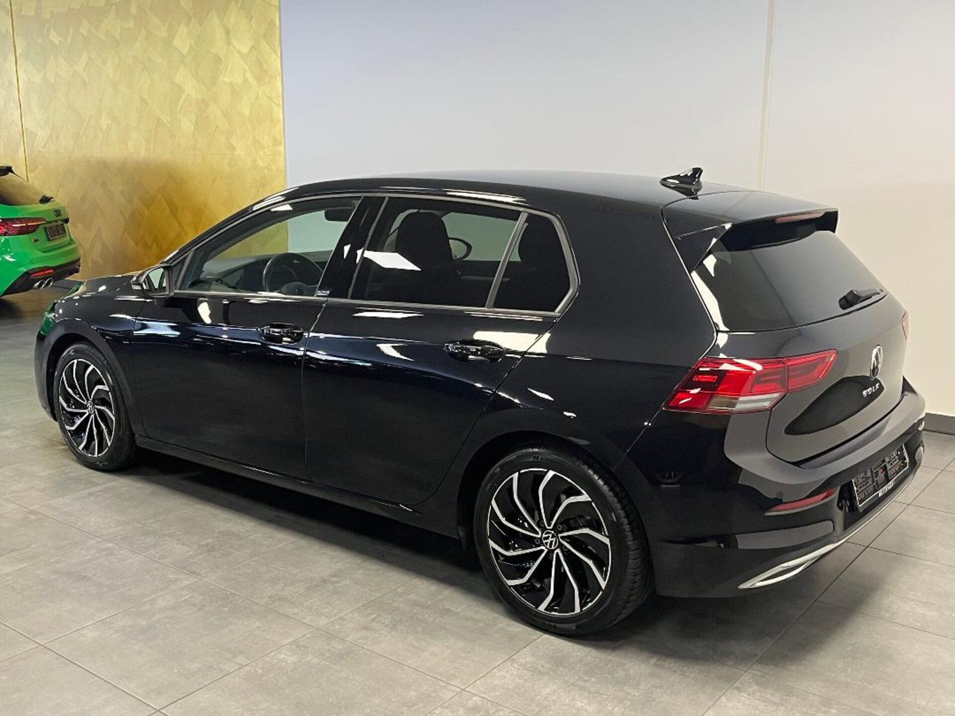 Volkswagen Golf Active