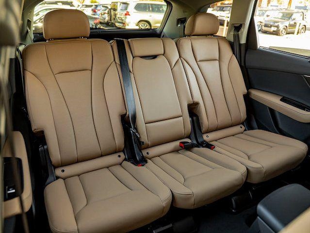 2026 Audi Q7 Premium Plus - Photo 25