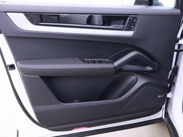 2024 Porsche Cayenne Coup Base - Photo 15