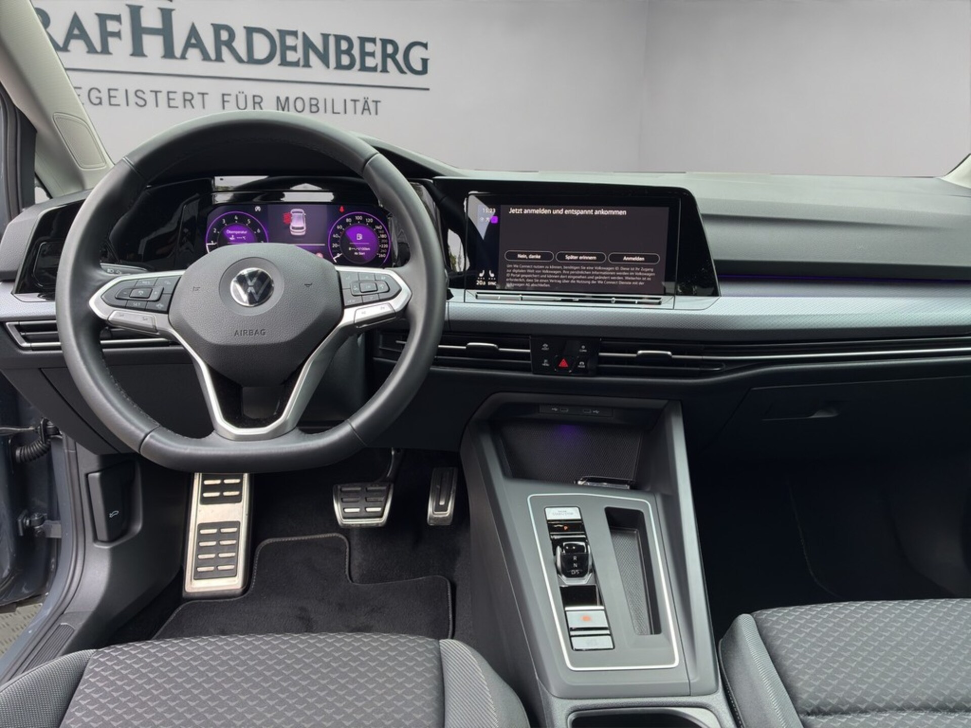 Volkswagen Golf Active