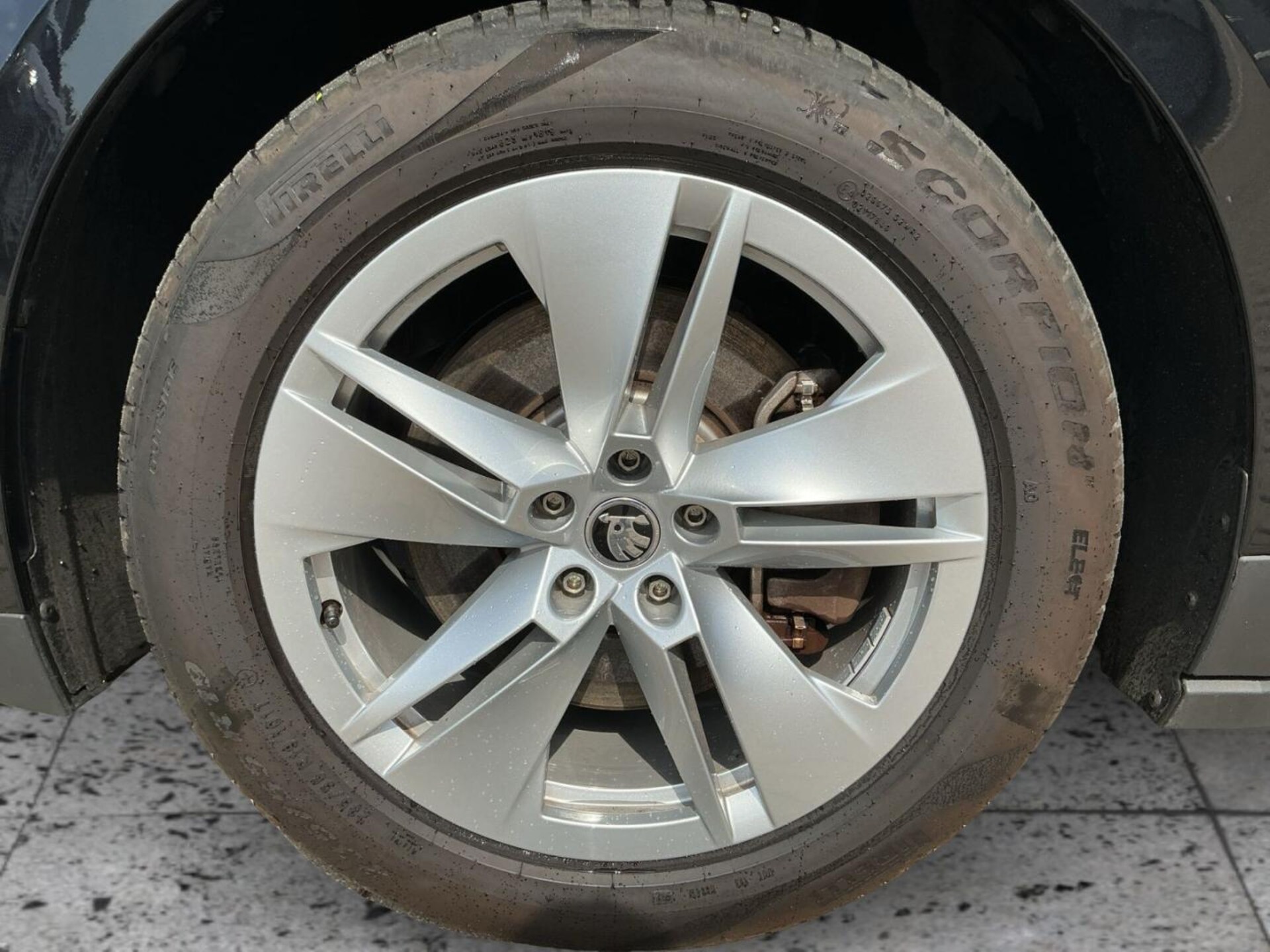 Skoda Enyaq 80X