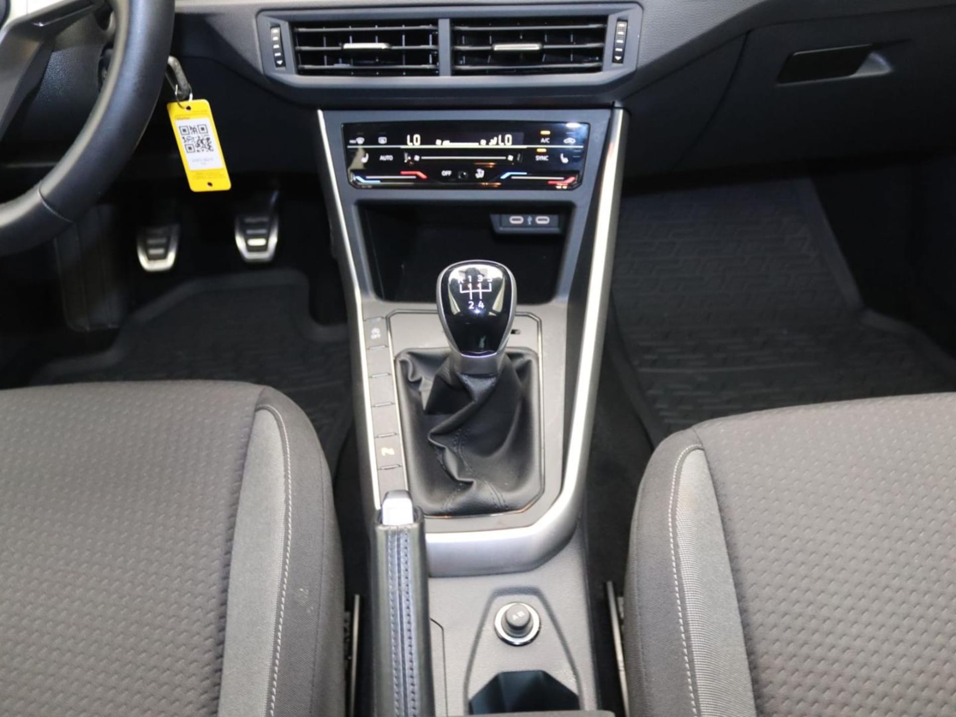 Volkswagen Polo Active