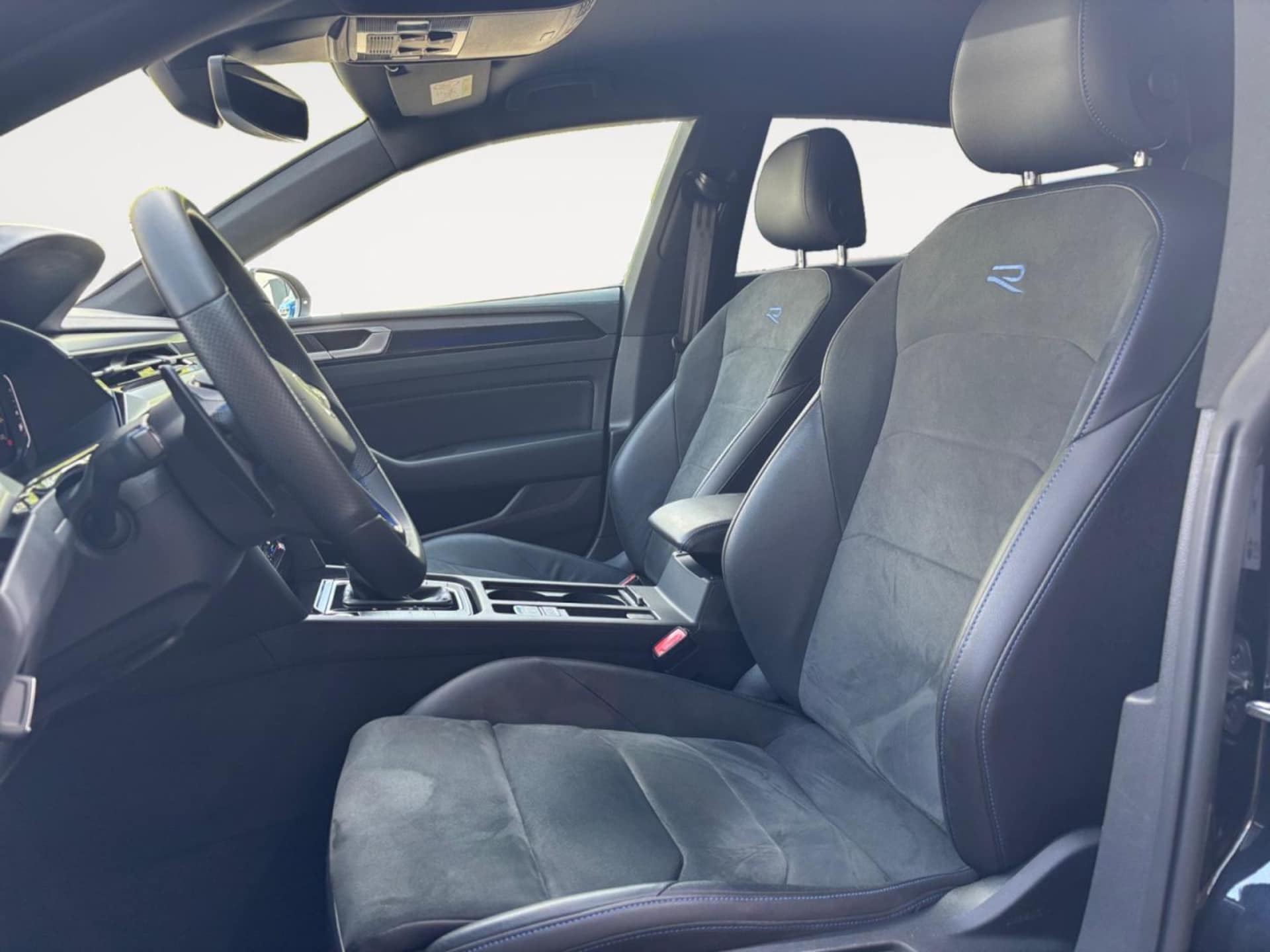 Volkswagen Arteon R