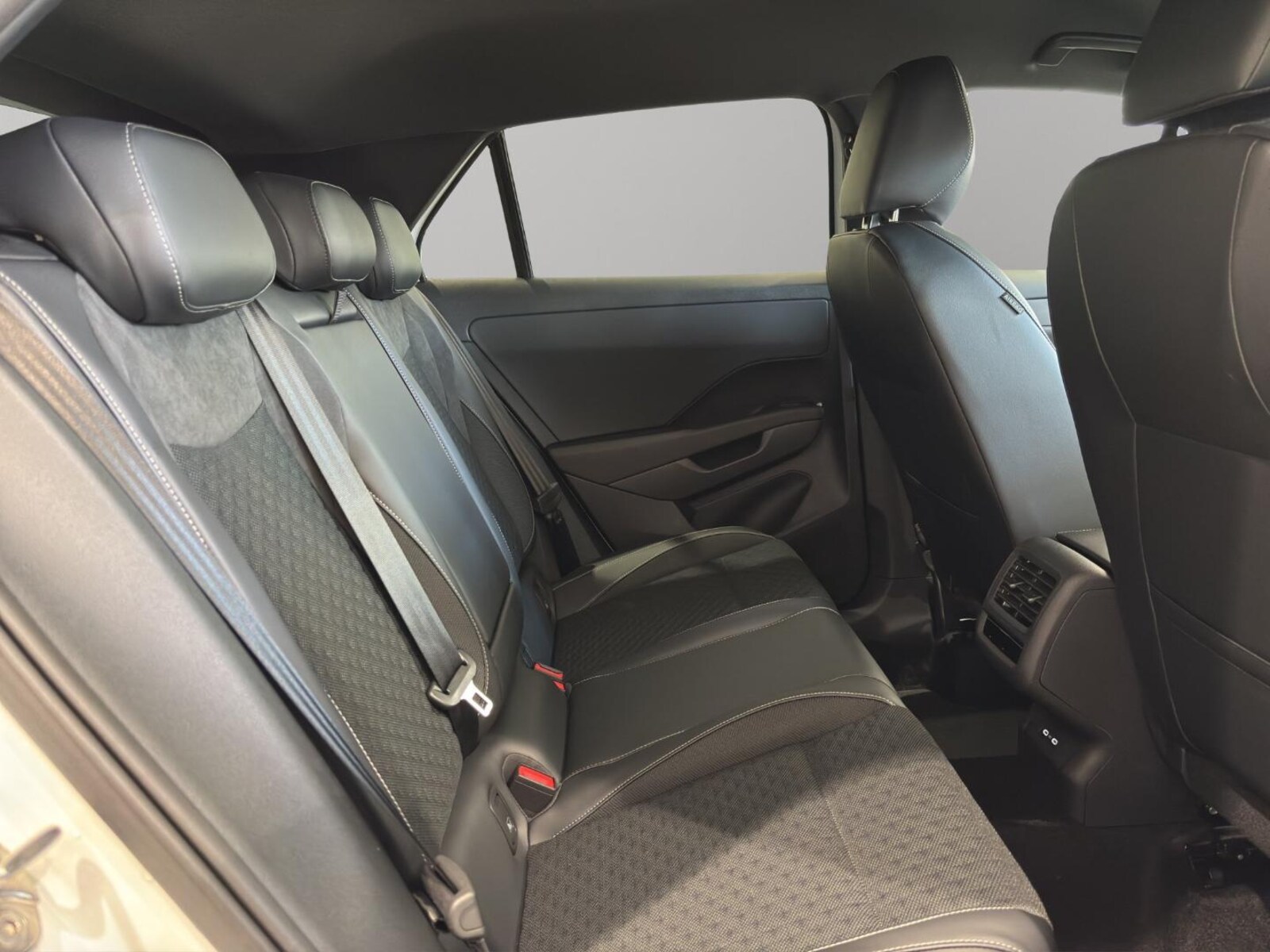 Volkswagen T-Roc – Bild 7