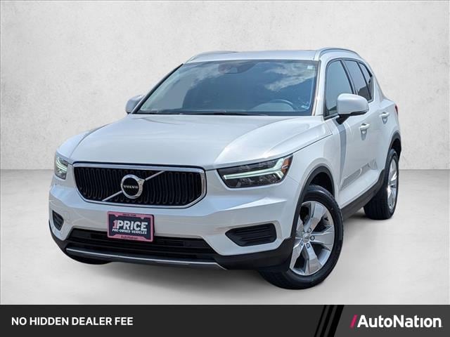 2022 Volvo XC40