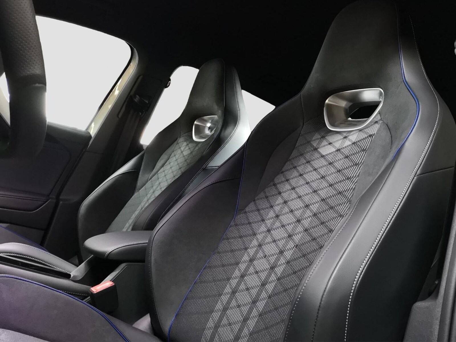 Volkswagen Tiguan – Bild 15