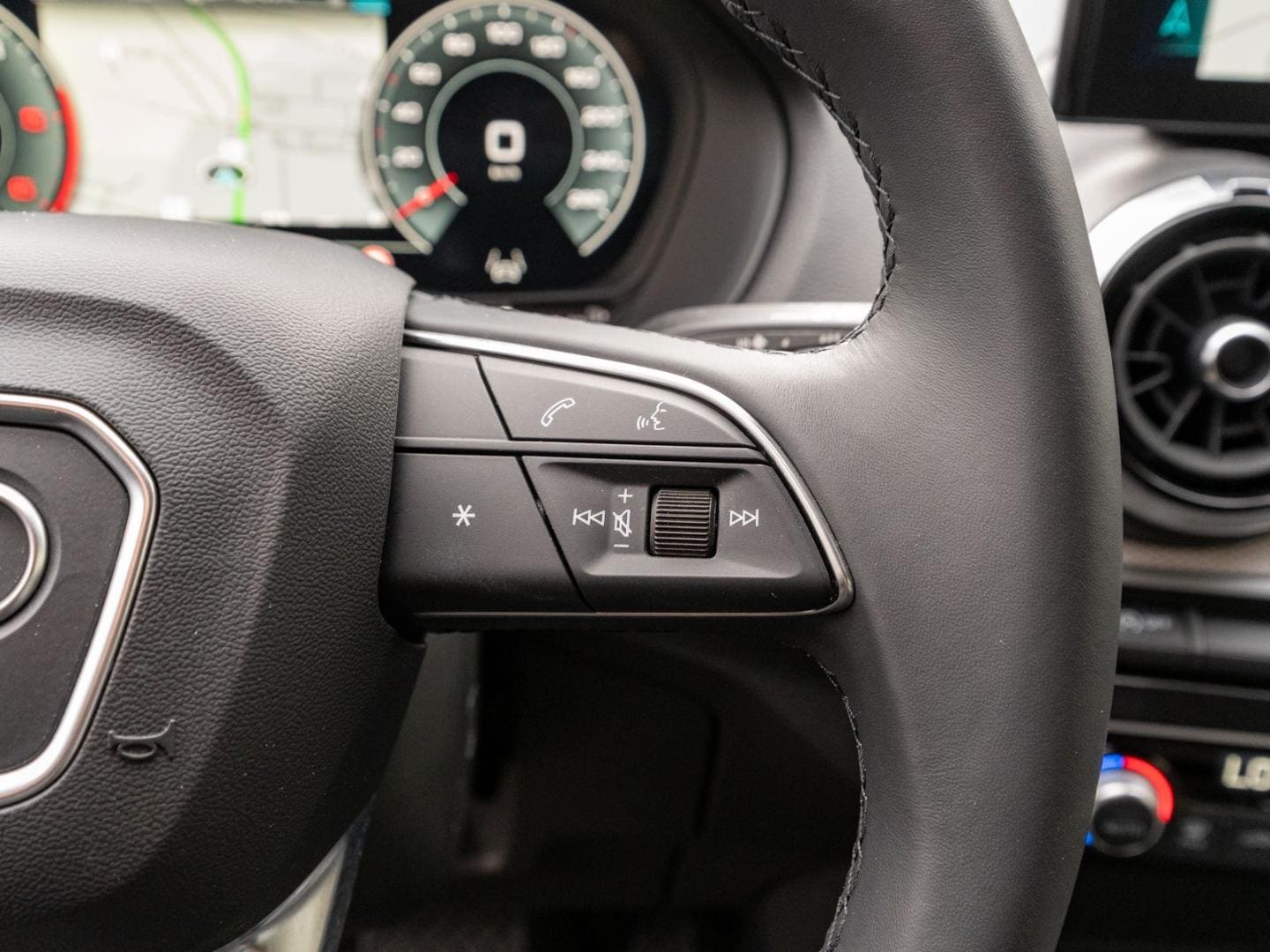 Bild über Audi Q2 advanced 35 TDI S tronic - für weitere Informationen kontaktieren Sie den Audi Partner