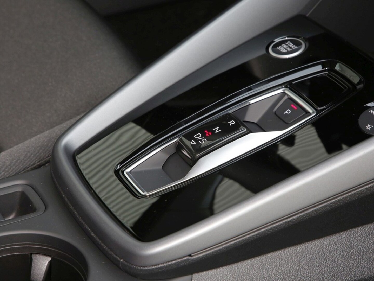 Bild über Audi A3 Sportback S line TFSI quattro 150 kW S tronic - für weitere Informationen kontaktieren Sie den Audi Partner