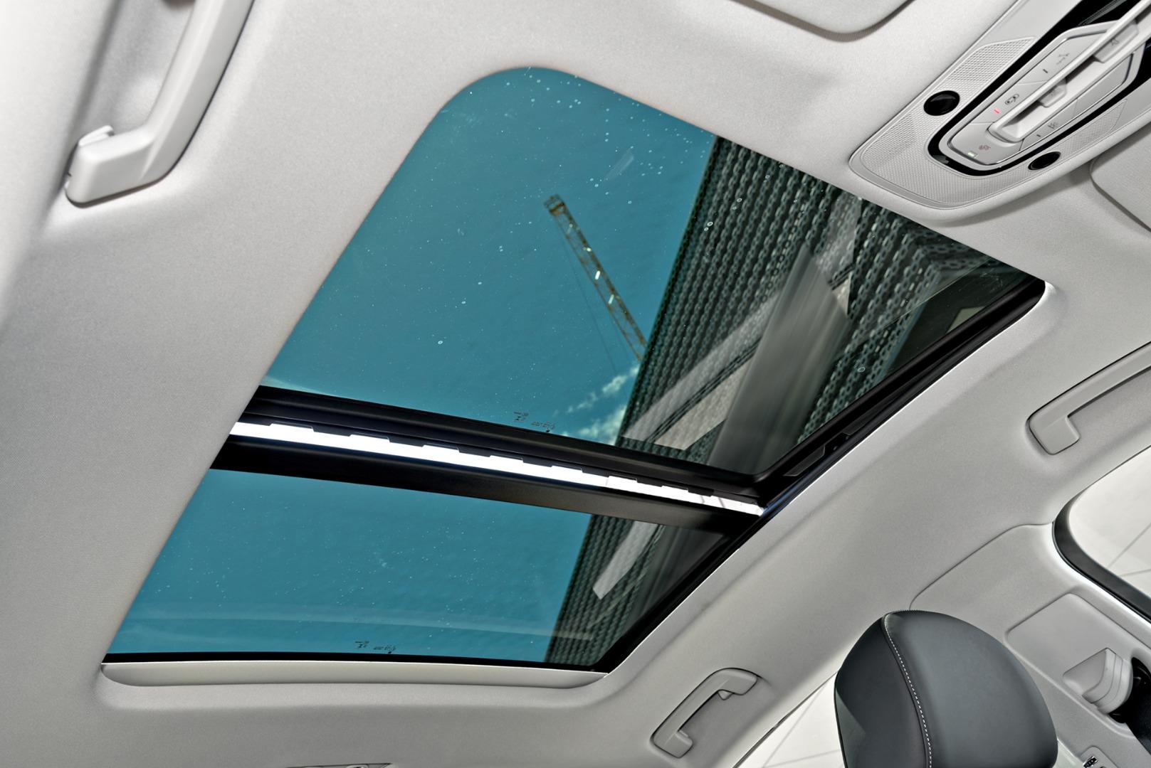 Image about Audi Q8 Sportback e-tron 55 e-tron quattro S line 300,00 kW