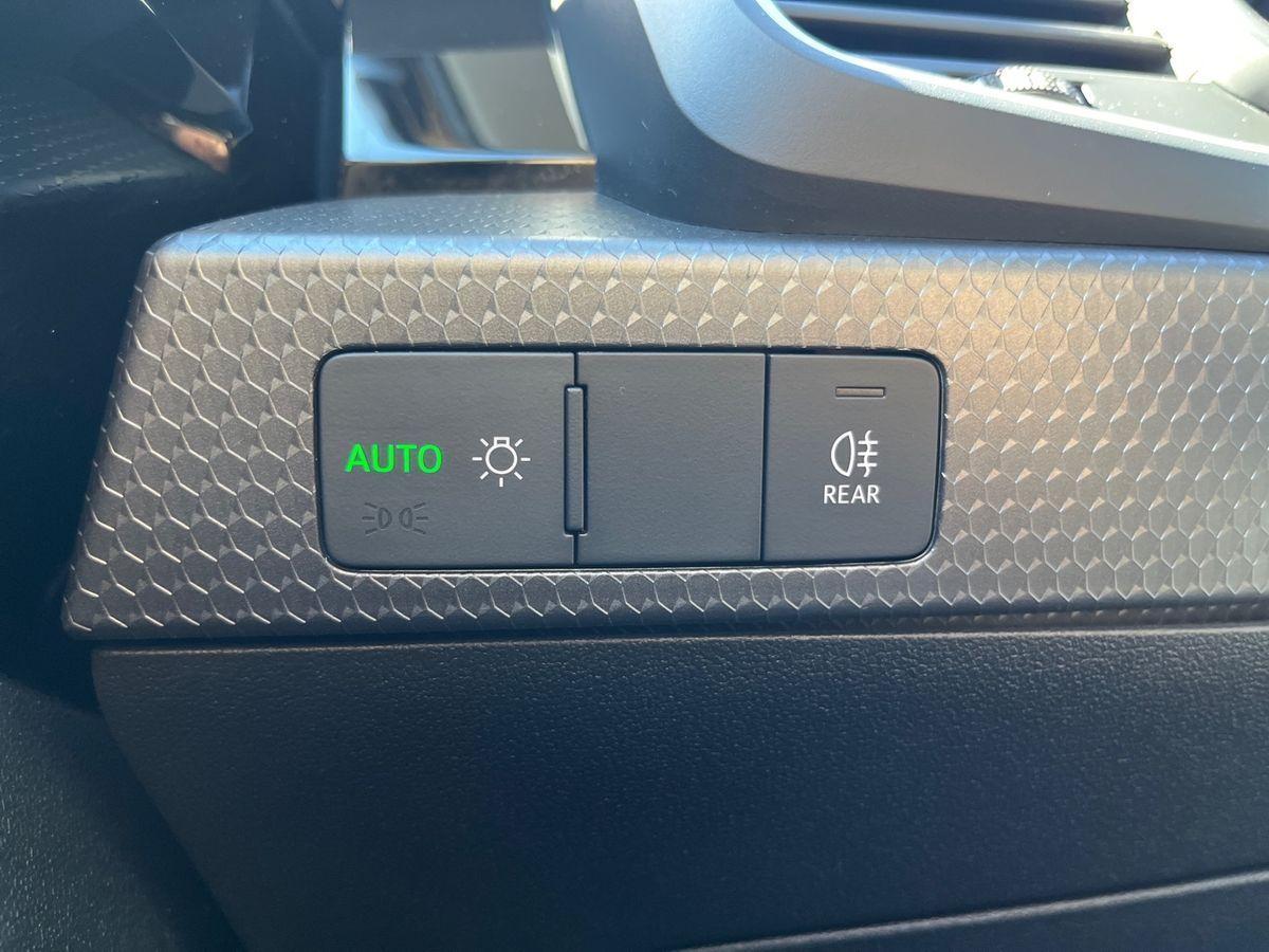 Image about Audi A1 Sportback Design 25 TFSI 70 kW (95 ch) 5 vitesses