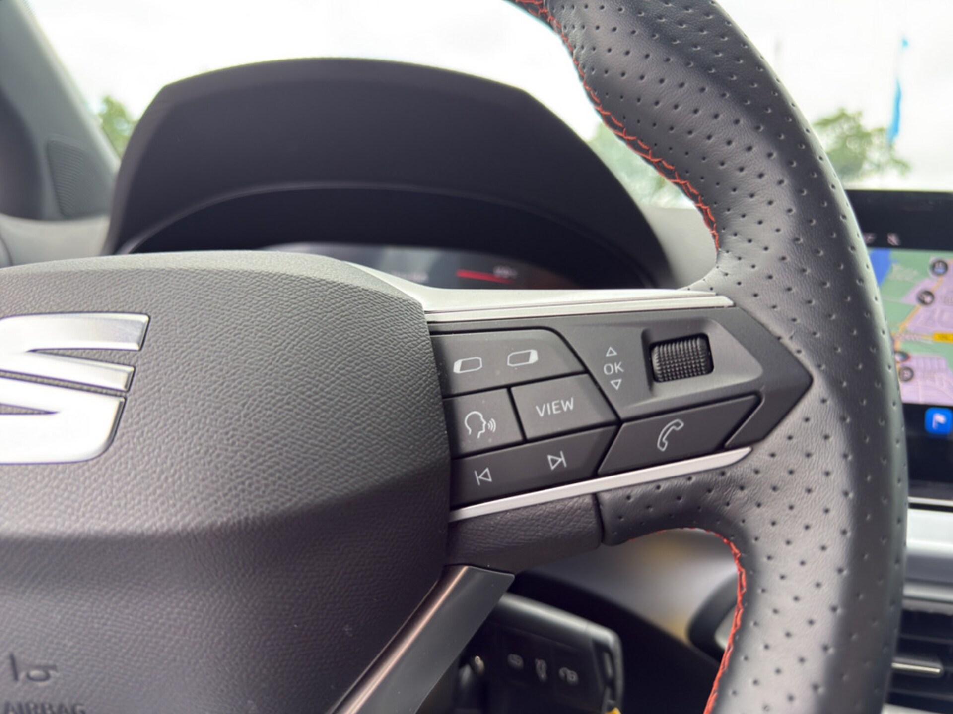 SEAT Arona FR