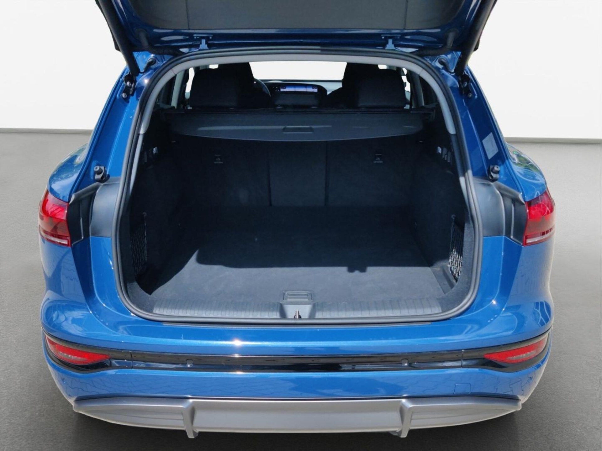 Audi Q6 SUV e-tron