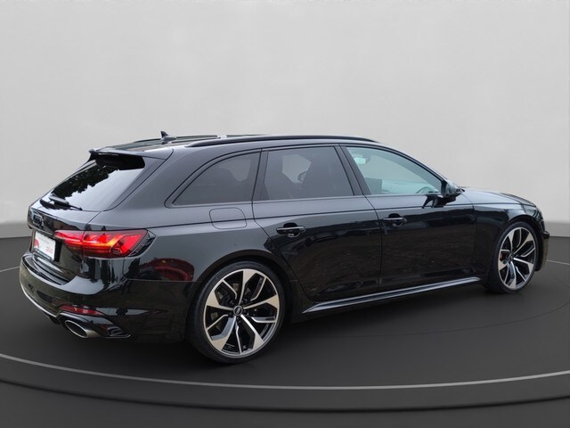 Image about Audi RS 4 Avant TFSI quattro tiptronic