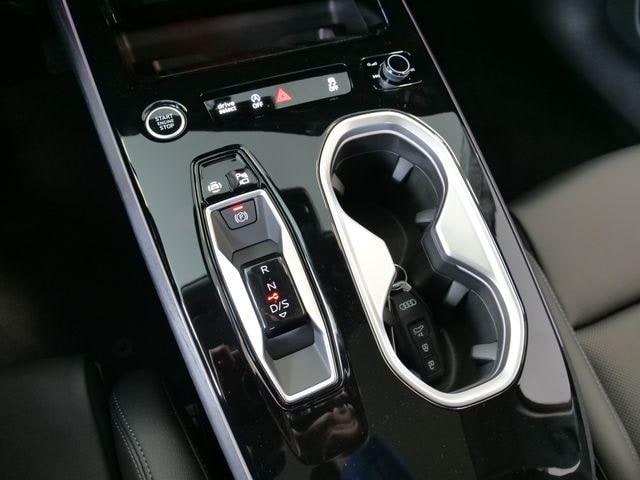 2026 Audi A6 Premium Plus - Photo 29