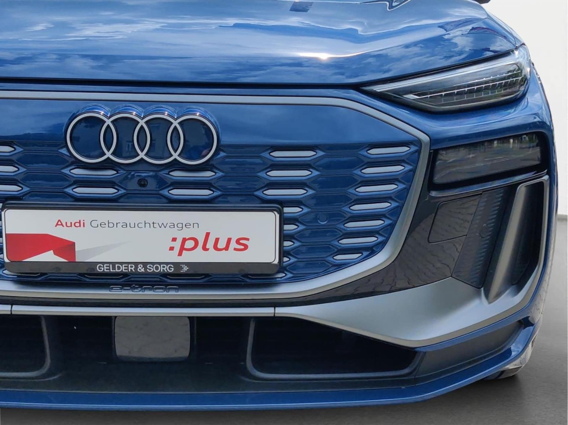 Audi Q6 SUV e-tron