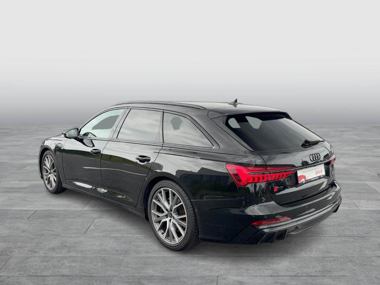 Bild über Audi S6 Avant TDI quattro tiptronic - für weitere Informationen kontaktieren Sie den Audi Partner