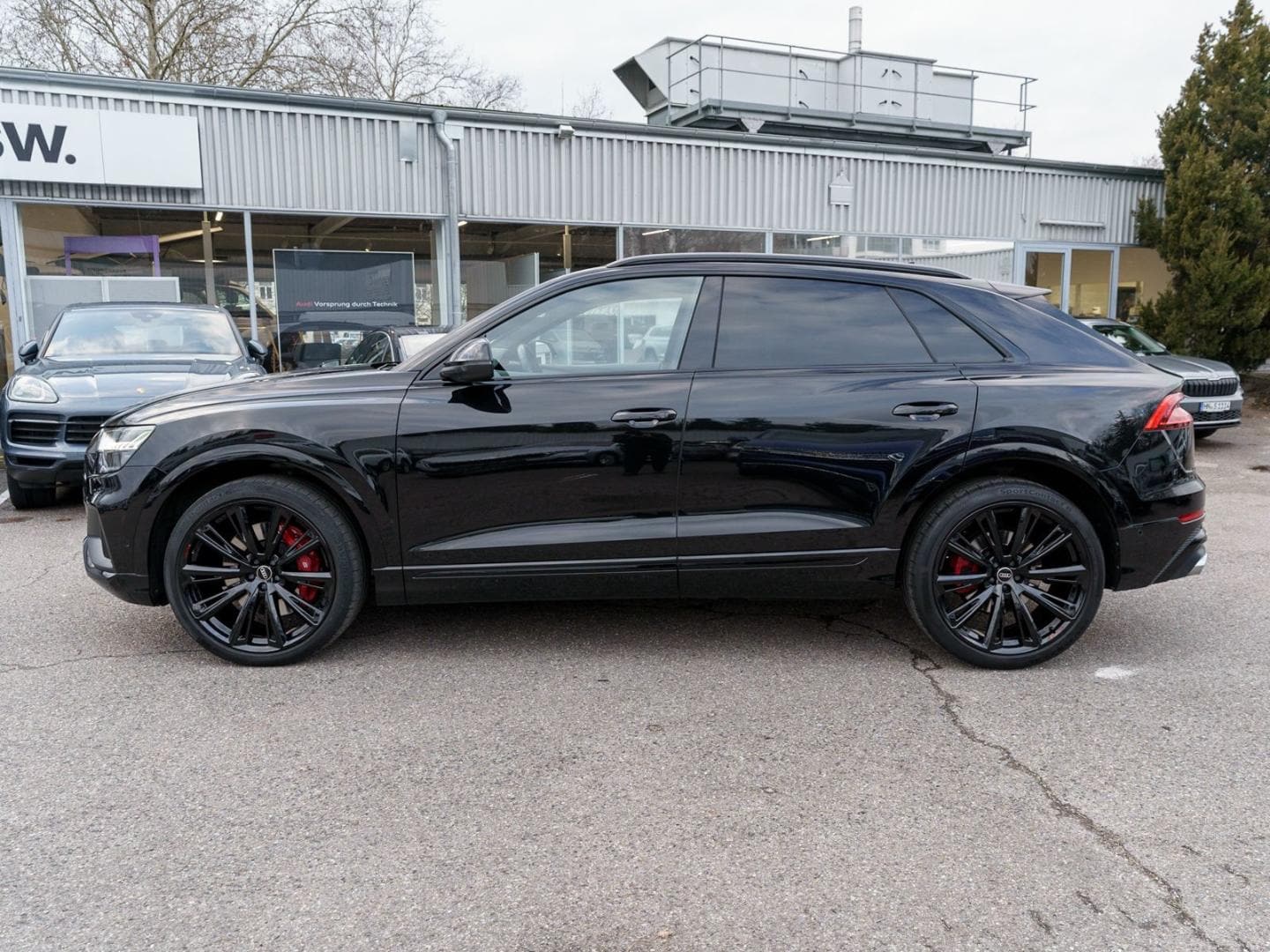 Image about Audi SQ8 TFSI quattro tiptronic