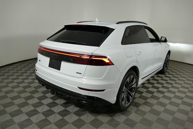 2026 Audi Q8 Premium Plus - Photo 7