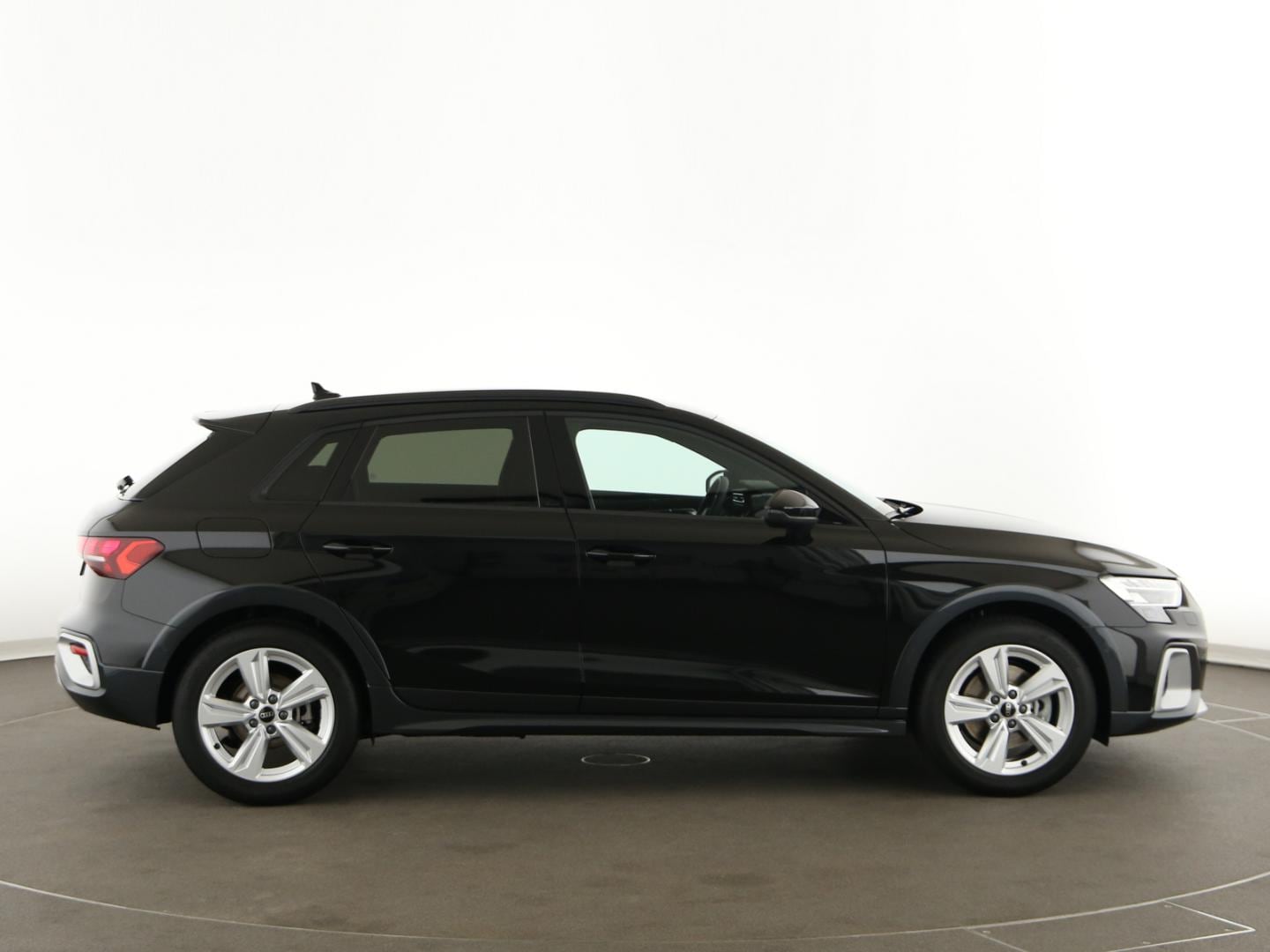 Bild über Audi A3 allstreet TFSI e TFSI e 150 kW S tronic - für weitere Informationen kontaktieren Sie den Audi Partner