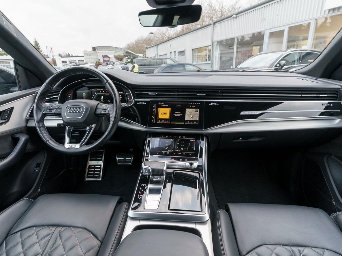 Image about Audi SQ8 TFSI quattro tiptronic