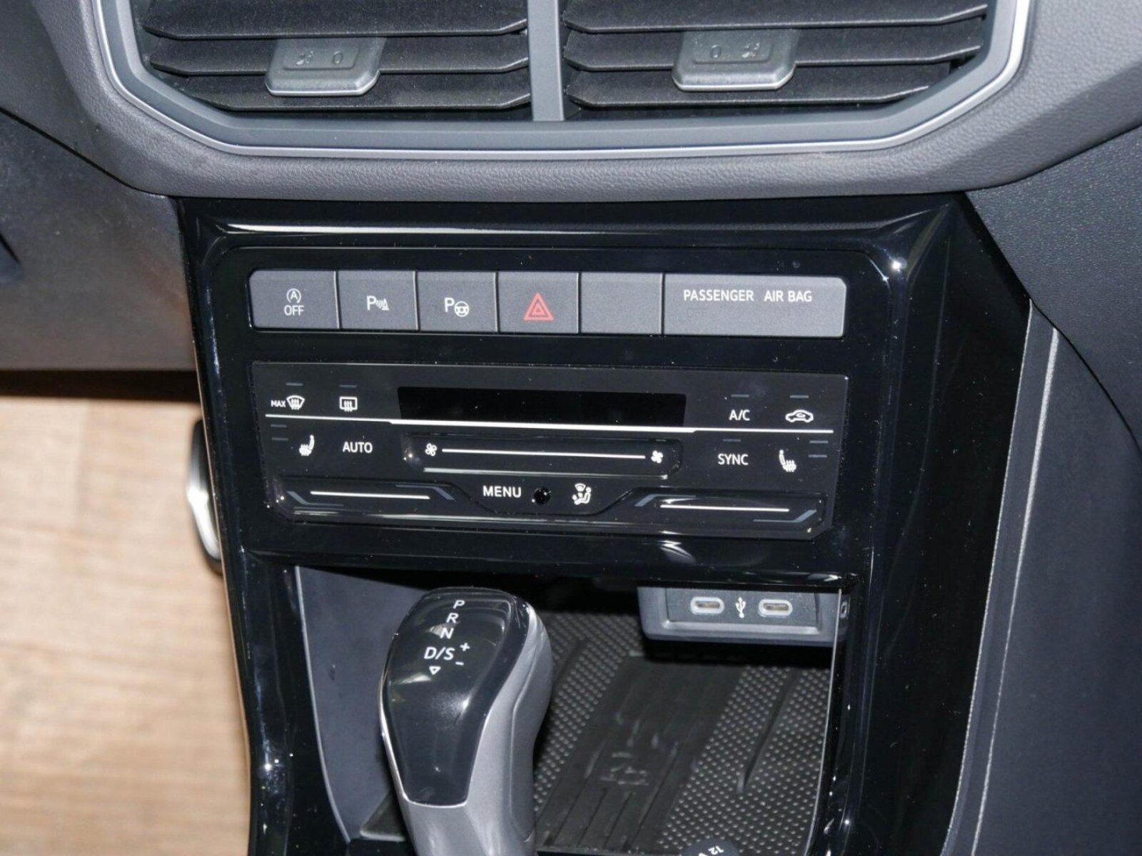 Volkswagen T-Cross – Bild 9