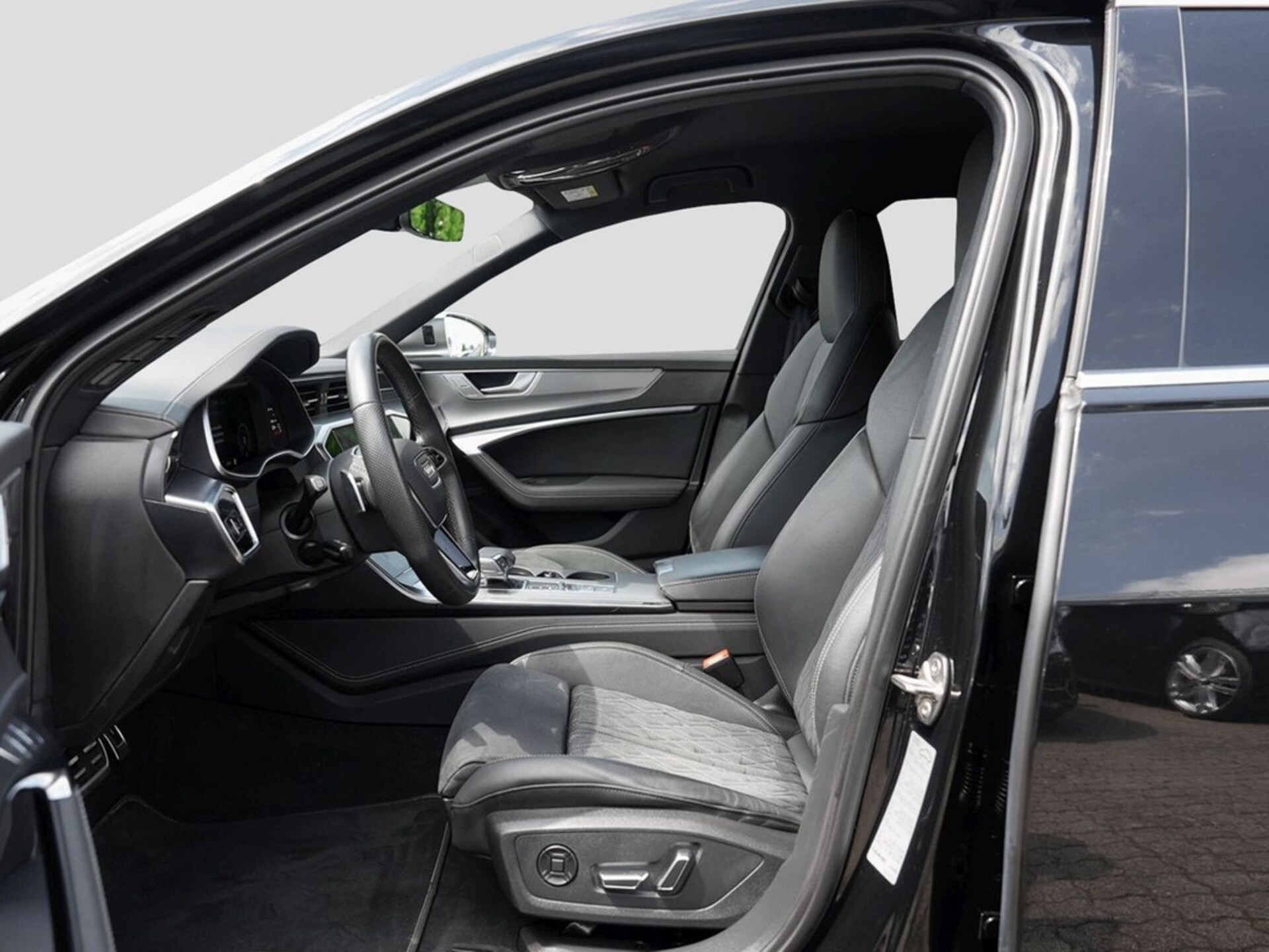 Audi S6 Avant
