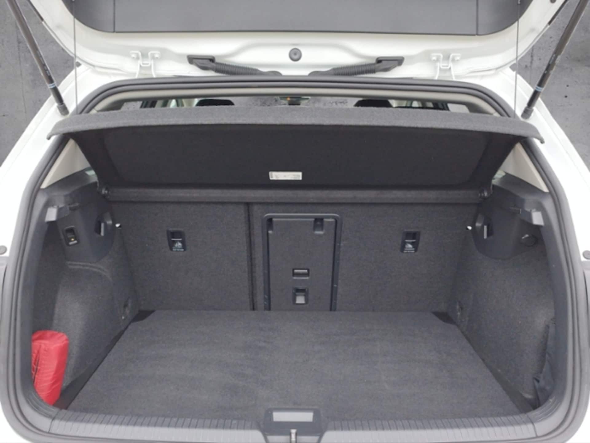 Volkswagen Golf Active