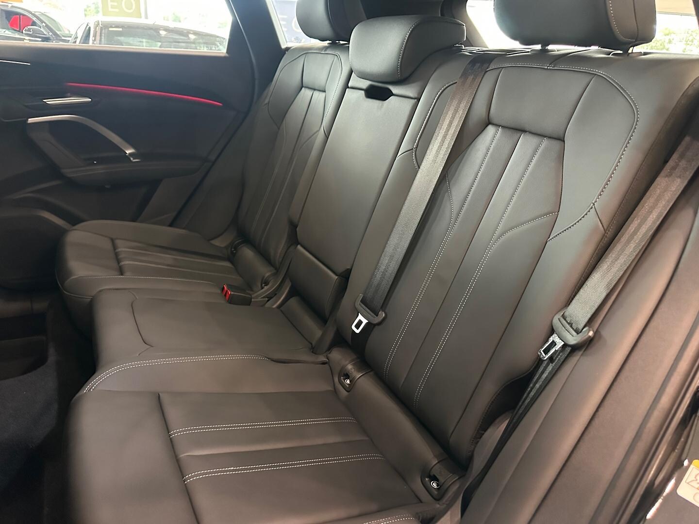 Image about Audi Q5 SUV TDI quattro 150 kW sport