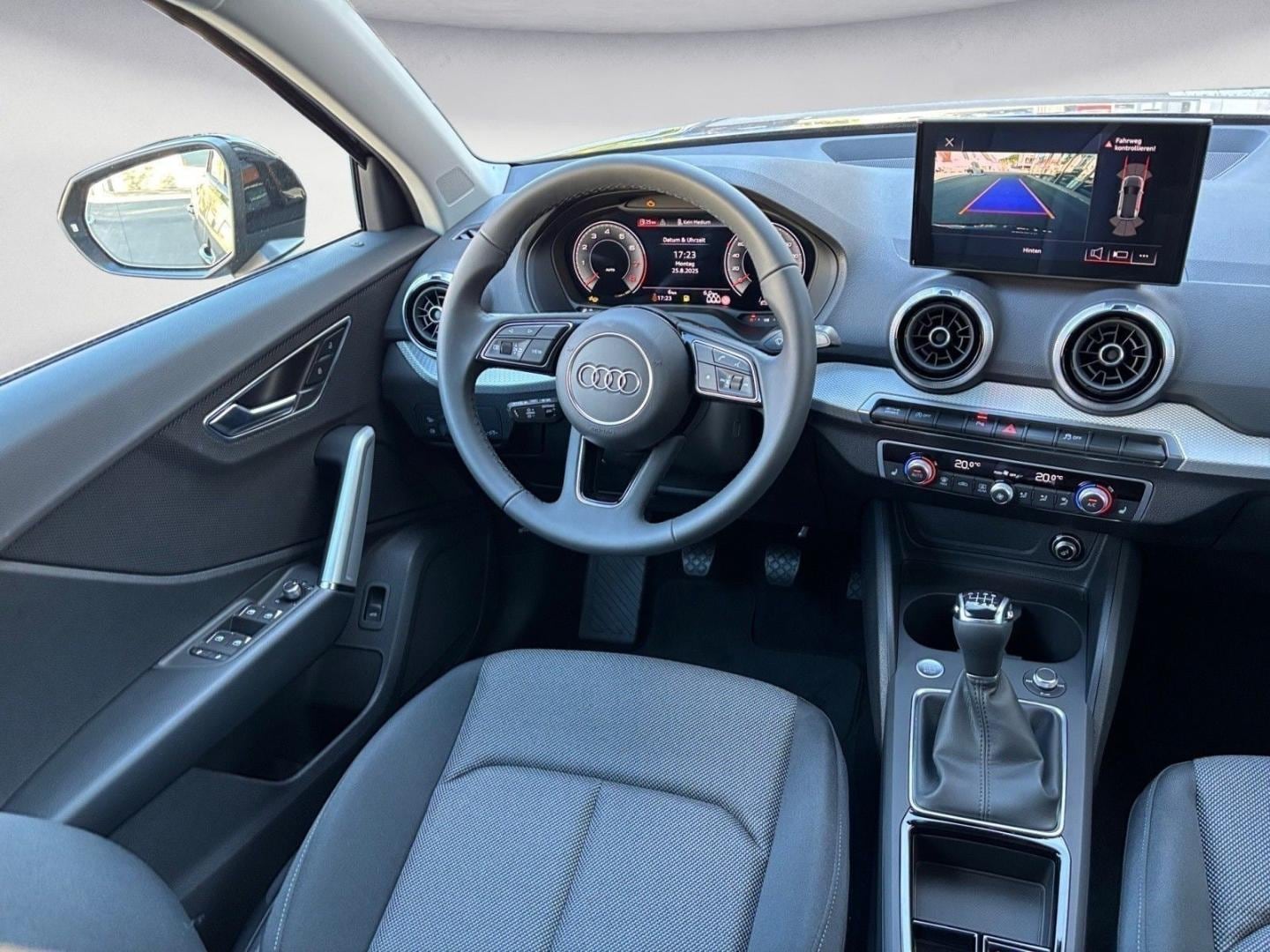 Bild über Audi Q2 S line 30 TFSI Schaltgetriebe - für weitere Informationen kontaktieren Sie den Audi Partner