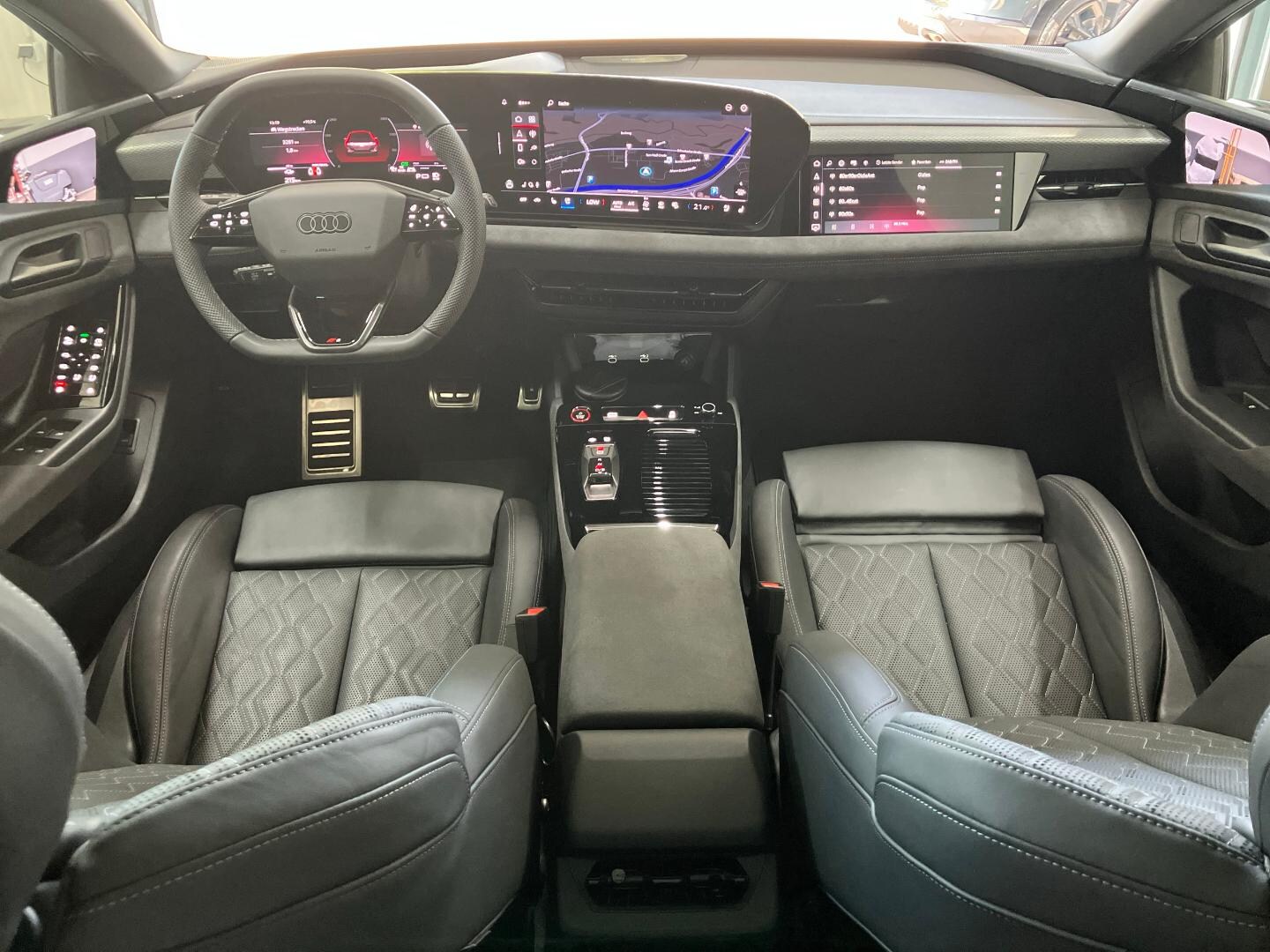 Bild über Audi S6 Avant e-tron edition one beige e-tron - für weitere Informationen kontaktieren Sie den Audi Partner