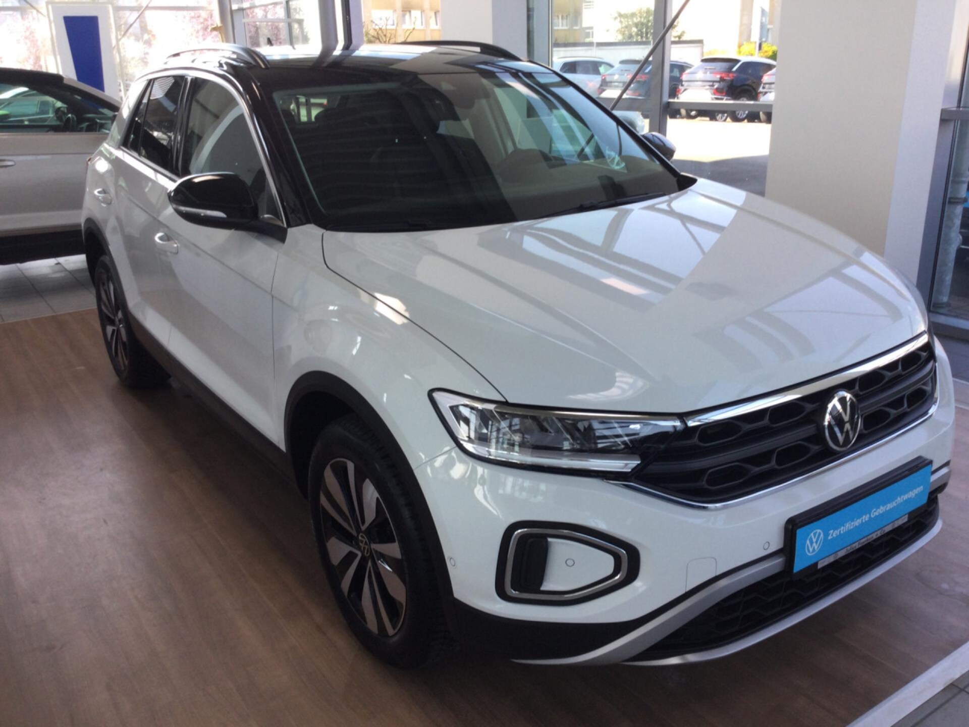 Volkswagen T-Roc Life