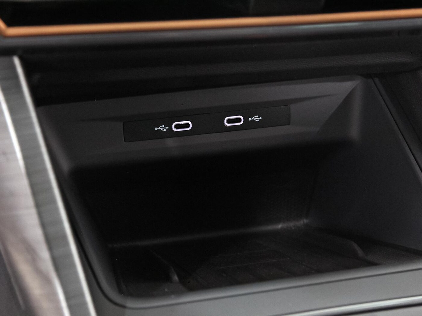 CUPRA Leon León 1.5 eTSI DSG 110 kW (150 CV) — photo 36