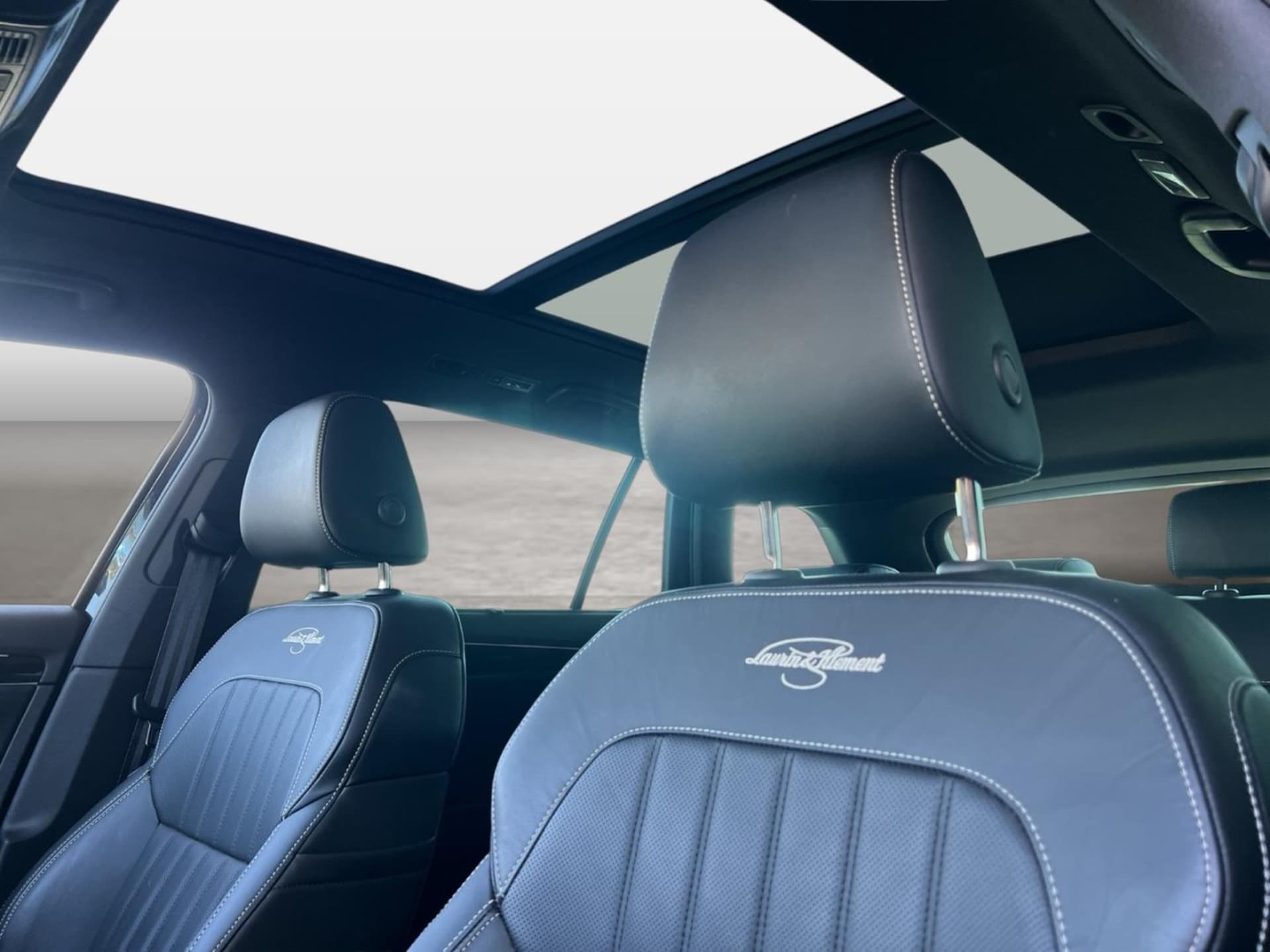 Skoda Superb Combi Laurin & Klement
