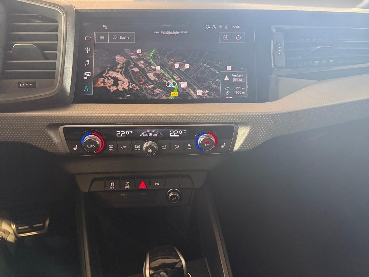 Bild über Audi A1 Sportback S line 25 TFSI S tronic - für weitere Informationen kontaktieren Sie den Audi Partner