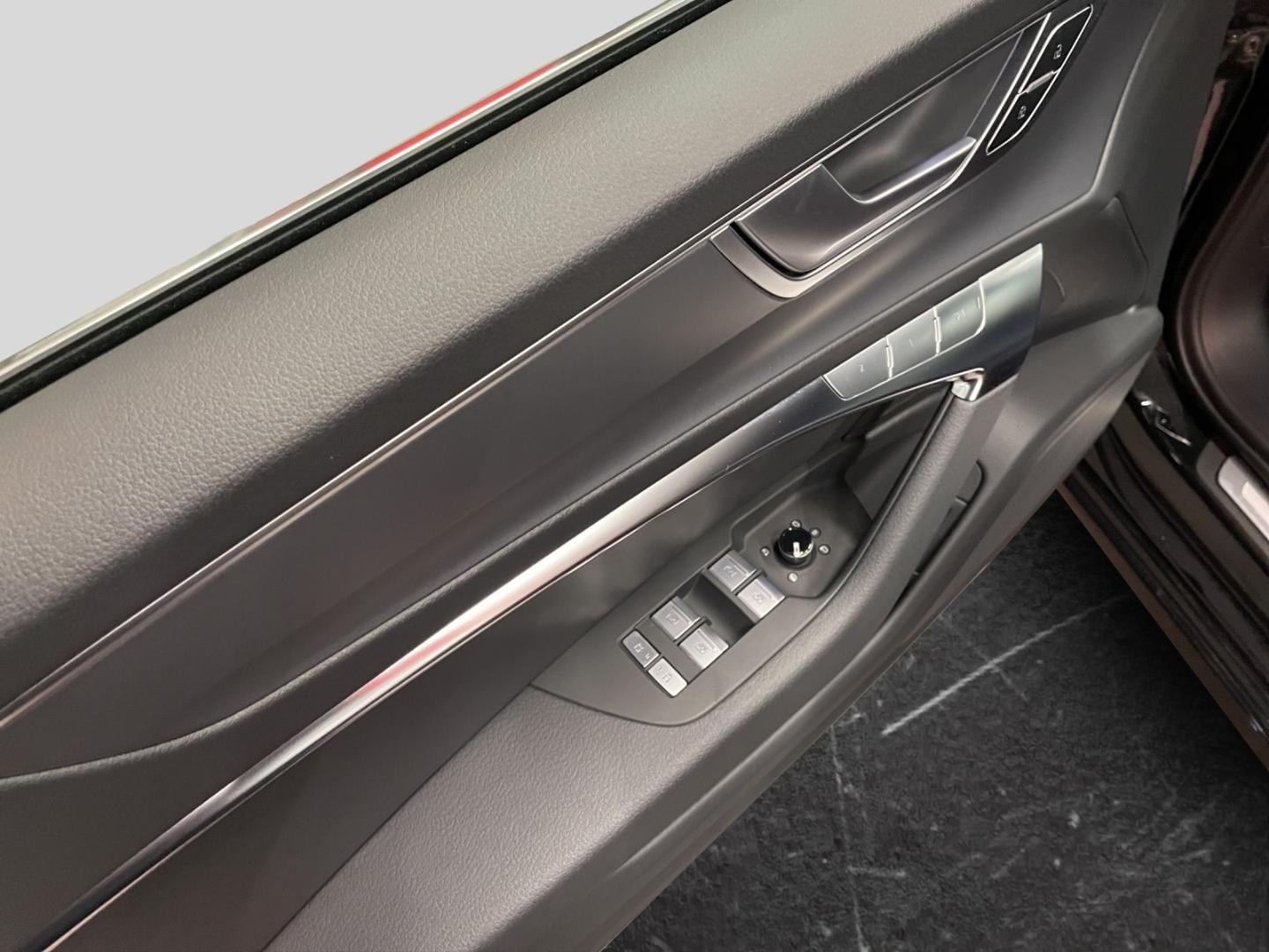 Bild über Audi A6 Avant advanced 45 TFSI S tronic - für weitere Informationen kontaktieren Sie den Audi Partner