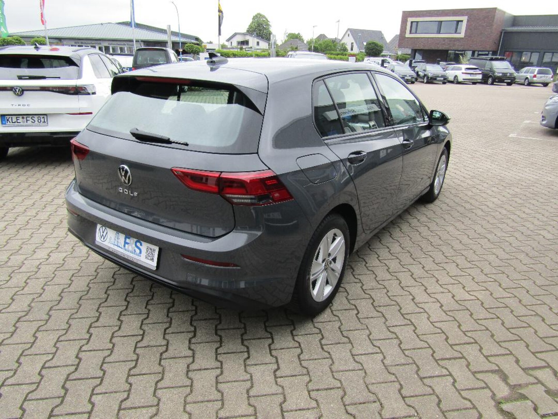 Volkswagen Golf Life