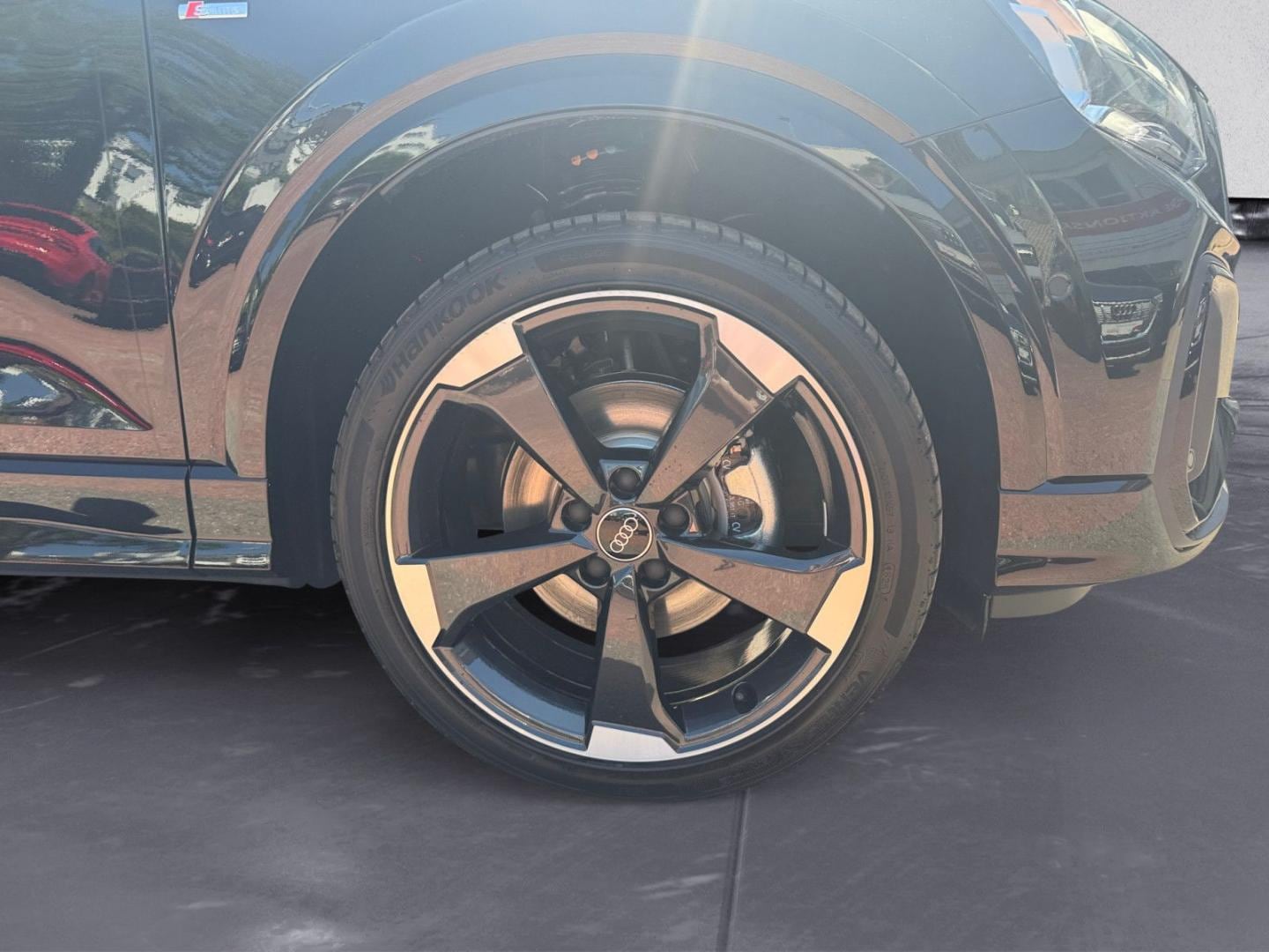 Bild über Audi Q2 S line 35 TFSI S tronic - für weitere Informationen kontaktieren Sie den Audi Partner