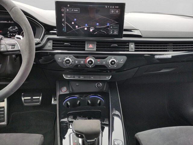 Image about Audi RS 4 Avant TFSI quattro tiptronic