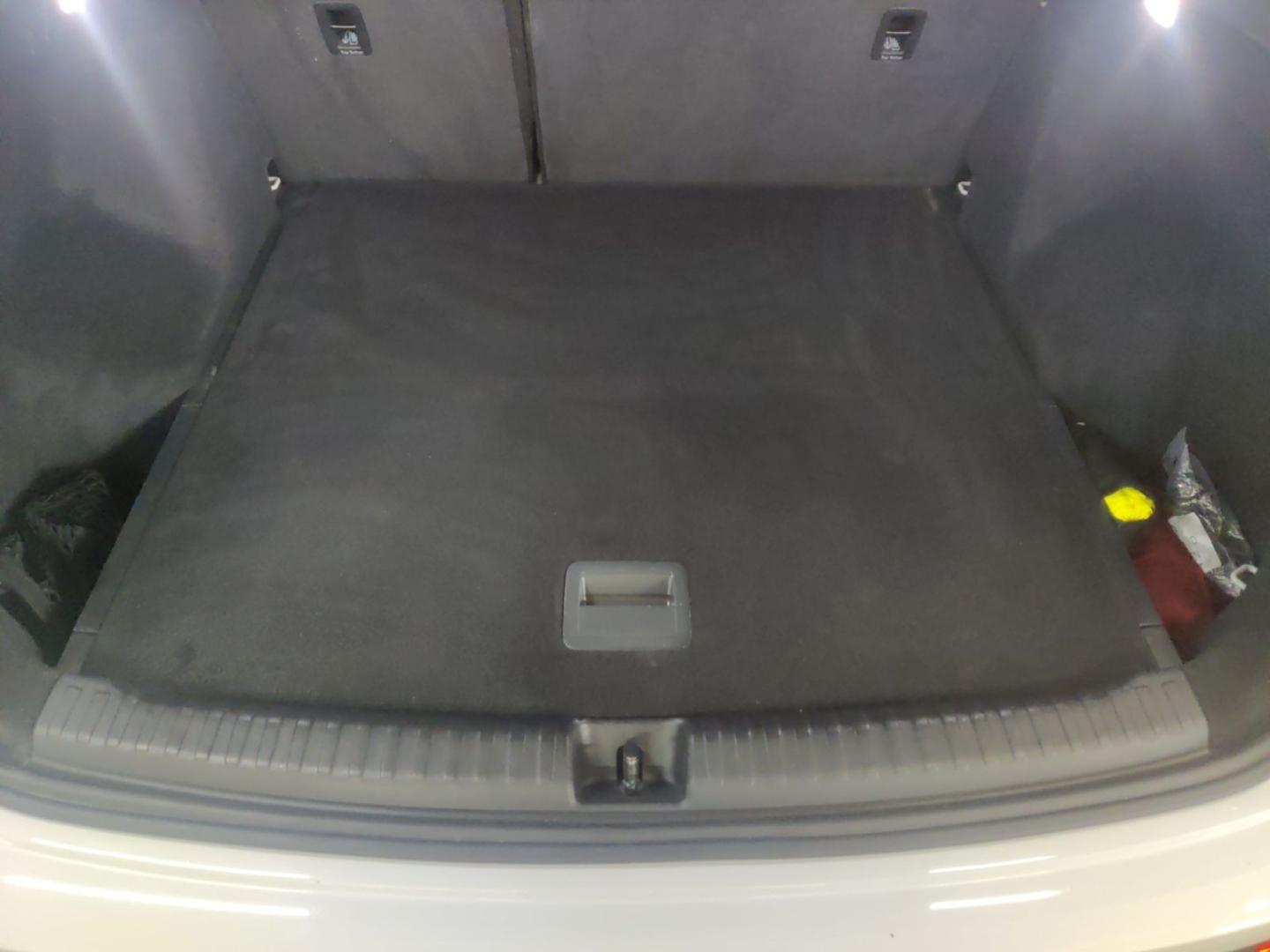 Image about Audi Q4 e-tron 40 e-tron