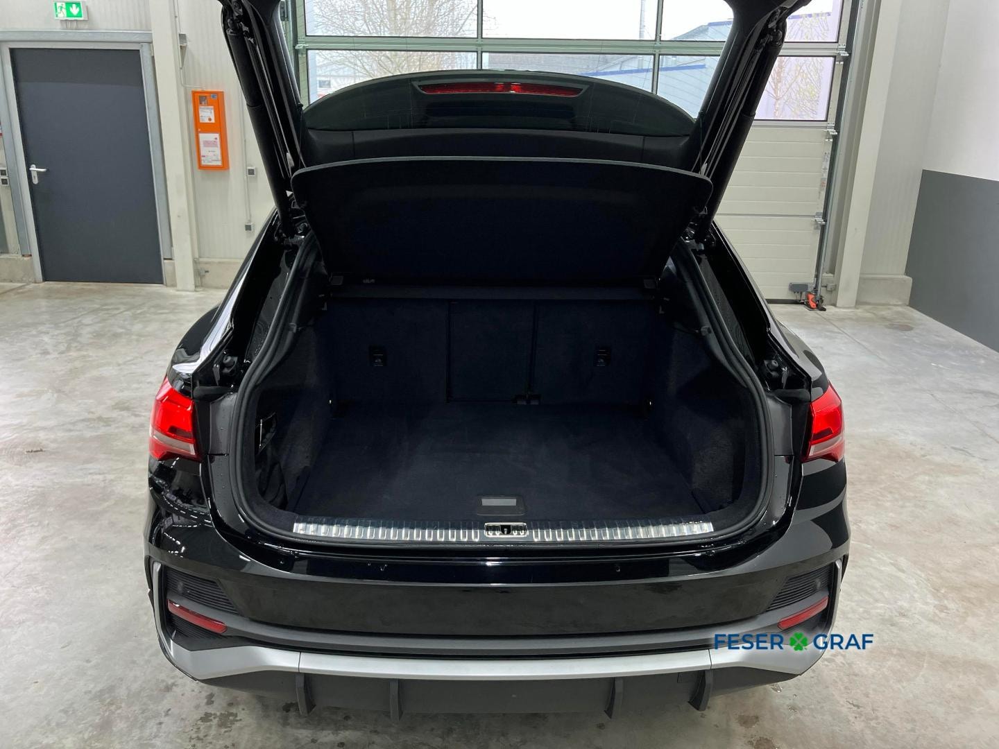 Bild über Audi Q3 Sportback S line 35 TDI S tronic - für weitere Informationen kontaktieren Sie den Audi Partner