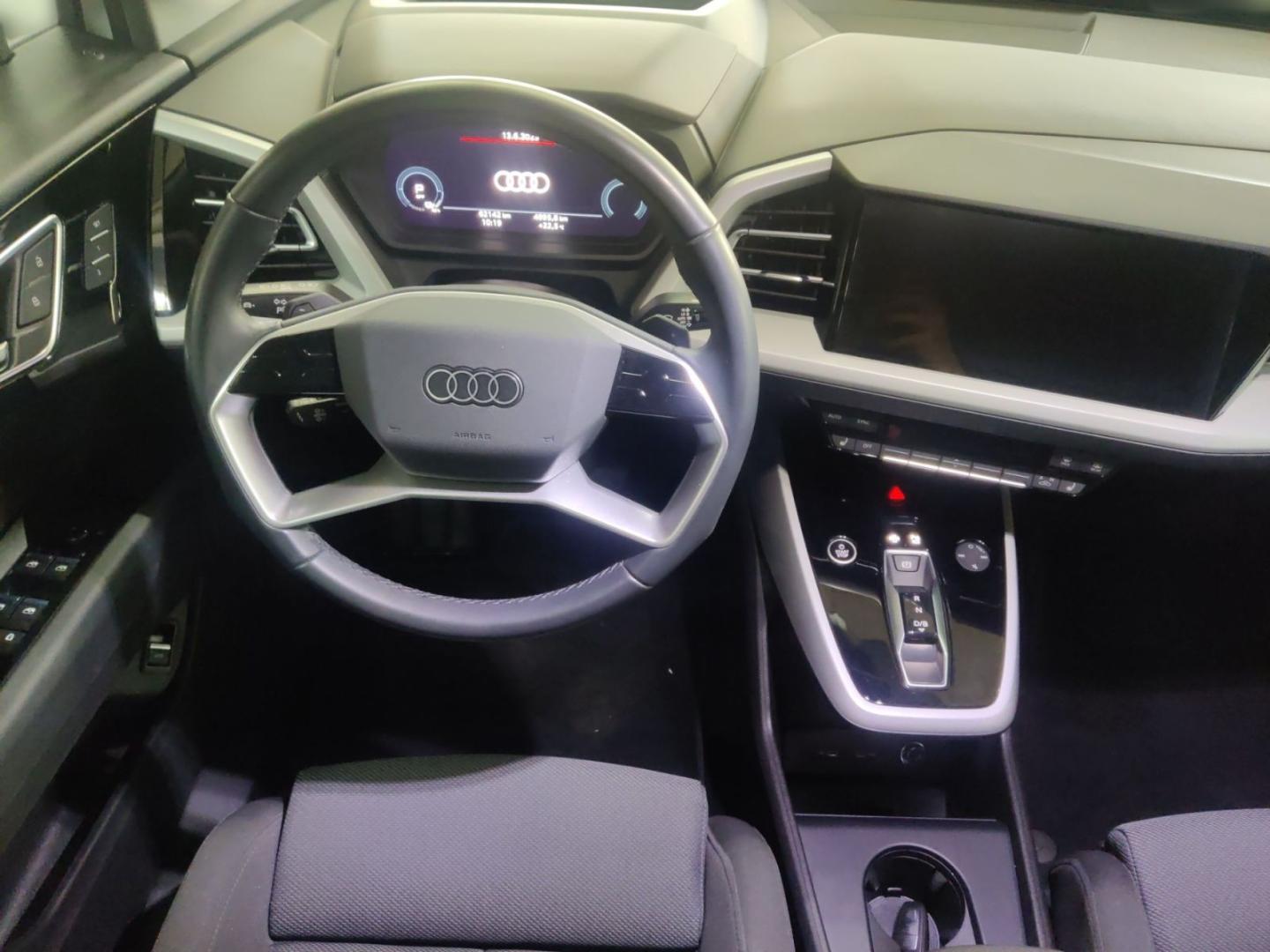 Image about Audi Q4 e-tron 40 e-tron